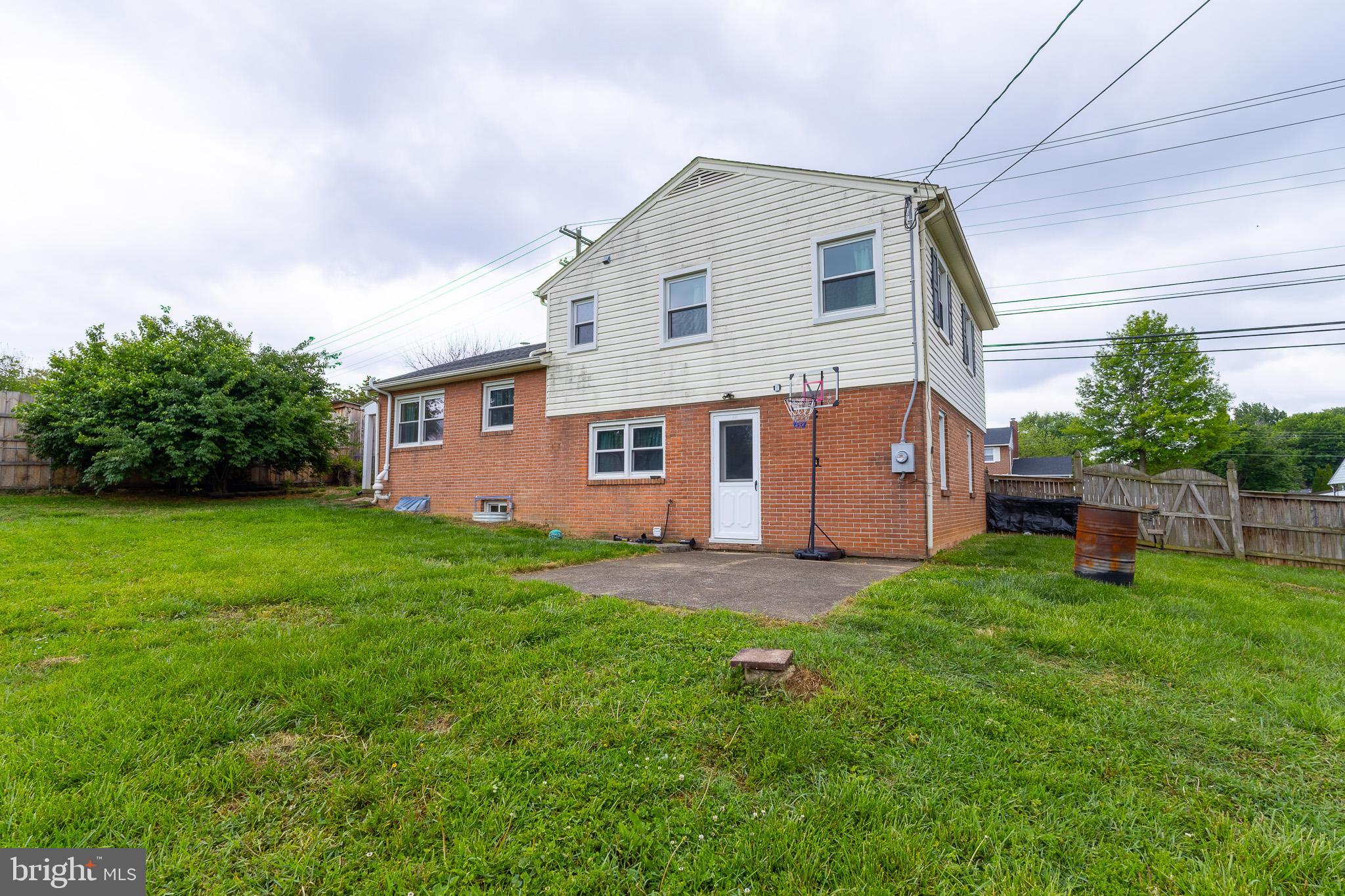 ORCHARD HILLS - Residential