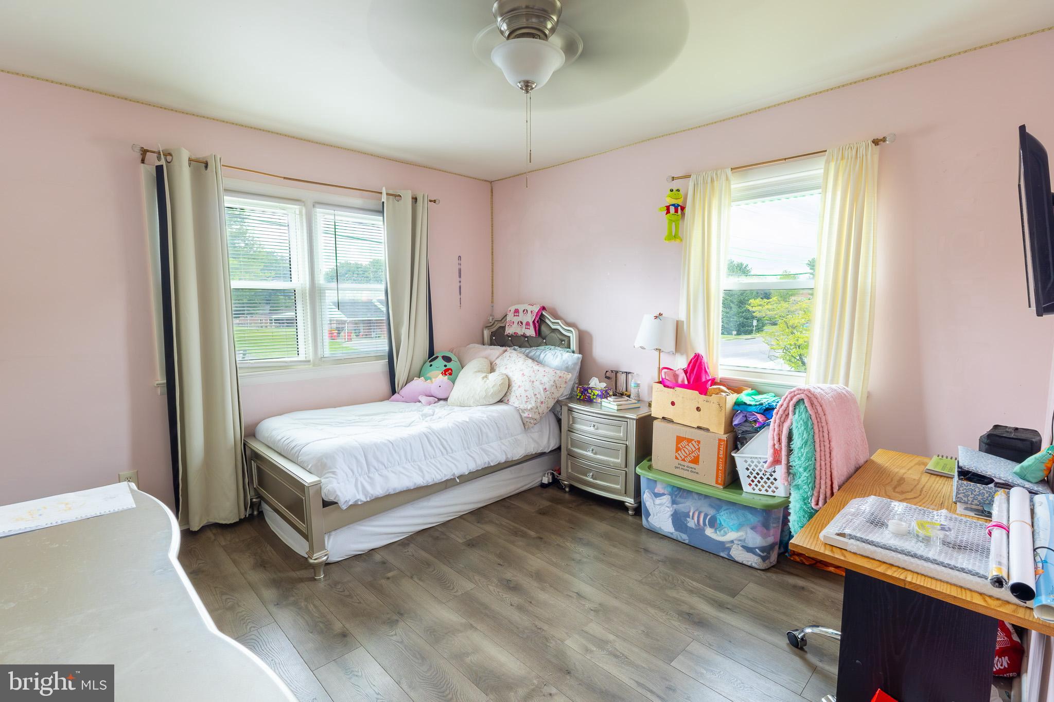 ORCHARD HILLS - Residential