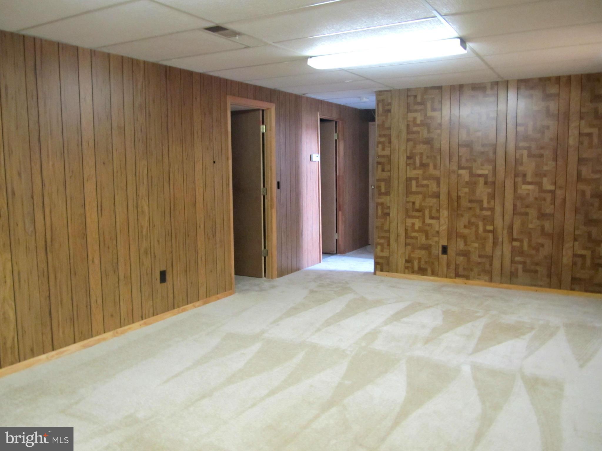 WOODLAWN HEIGHTS - Residential