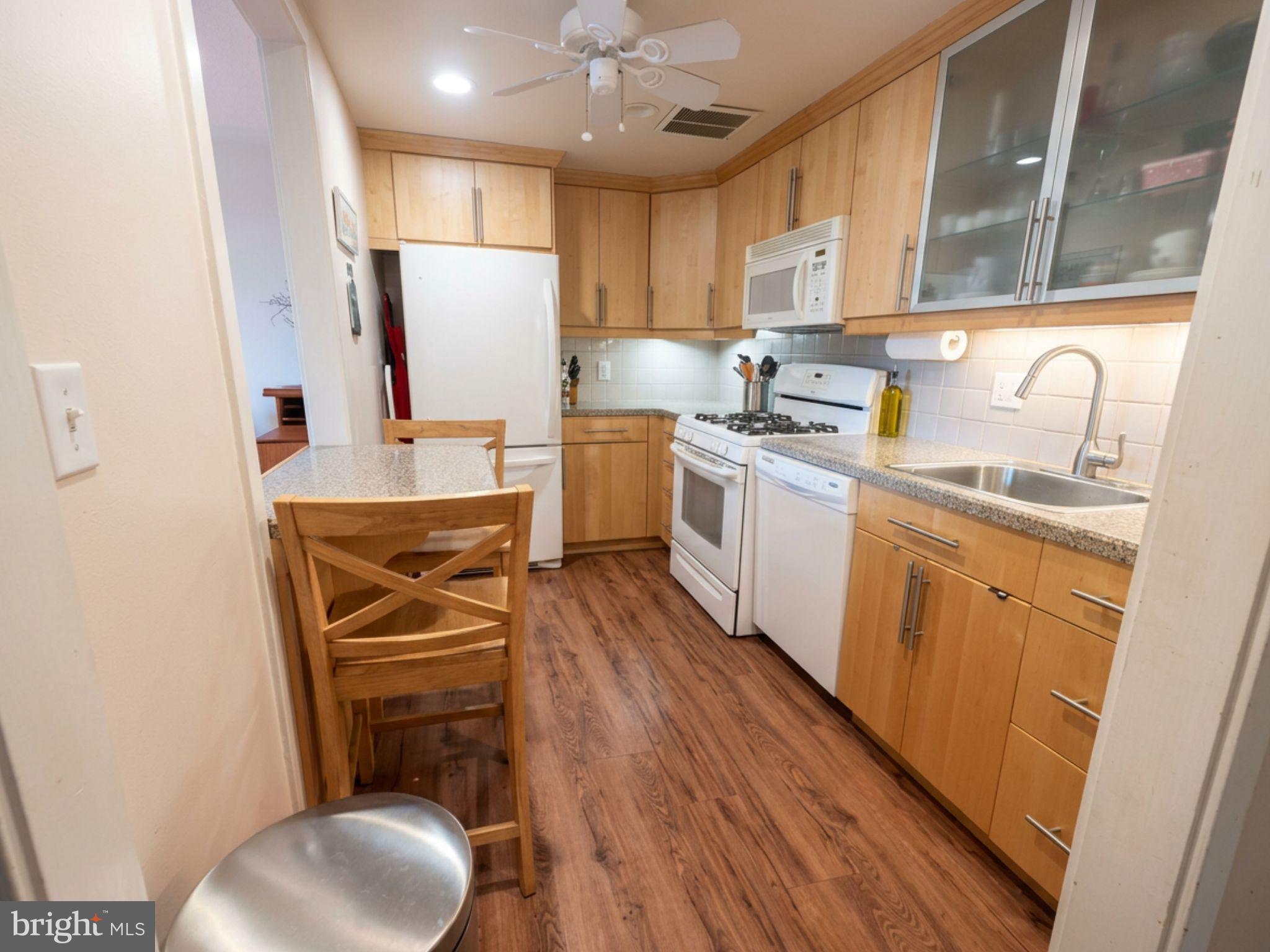 BEAVER HILL - Residential