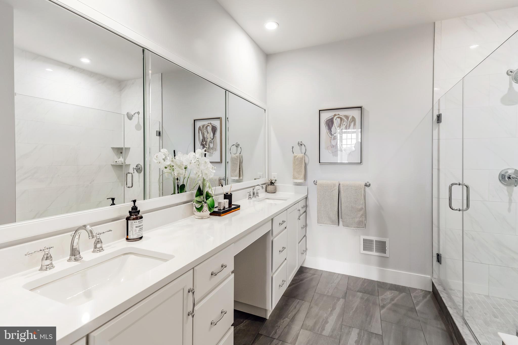 LISETER - Residential