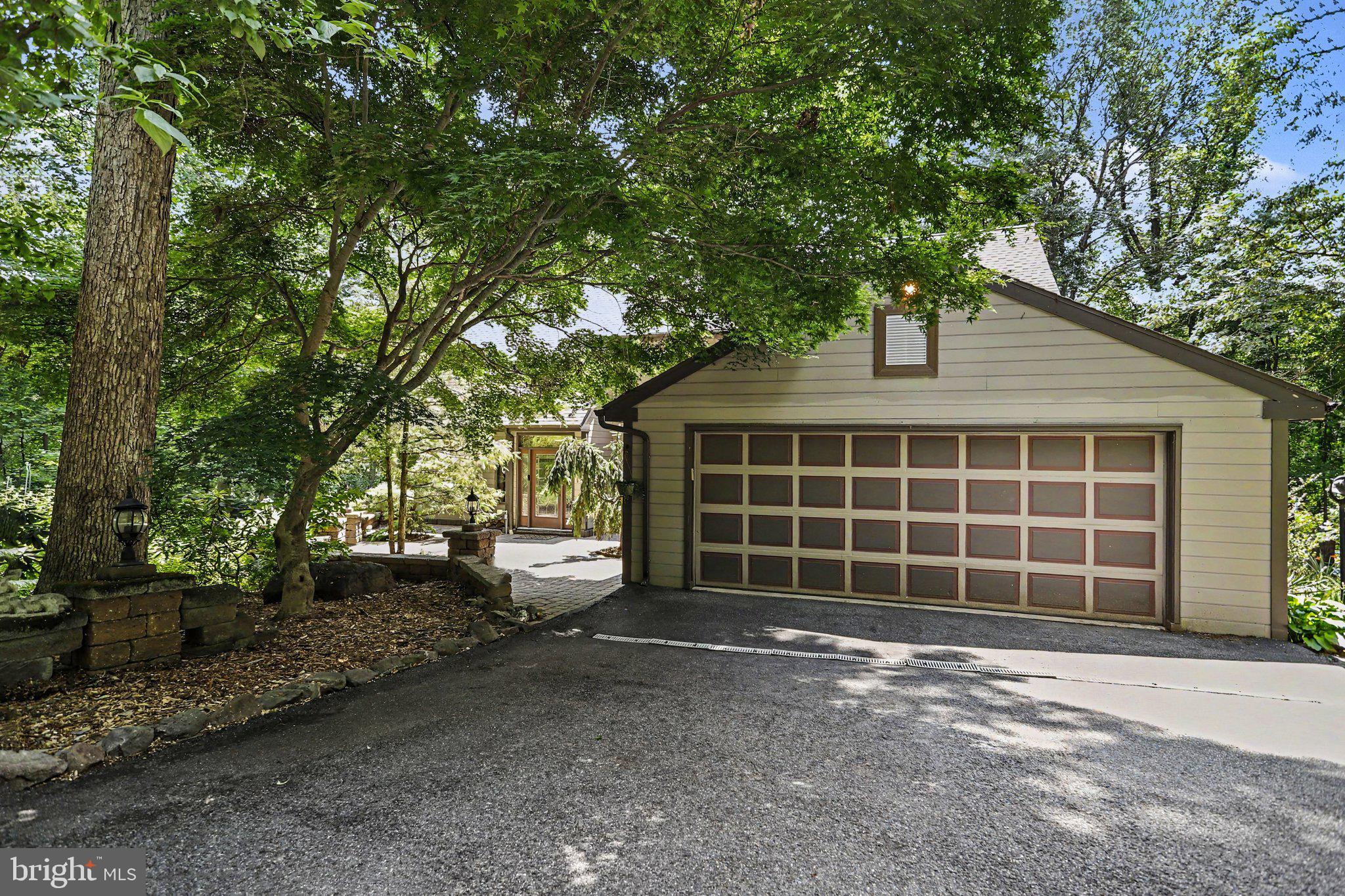 1265 ASH LANE