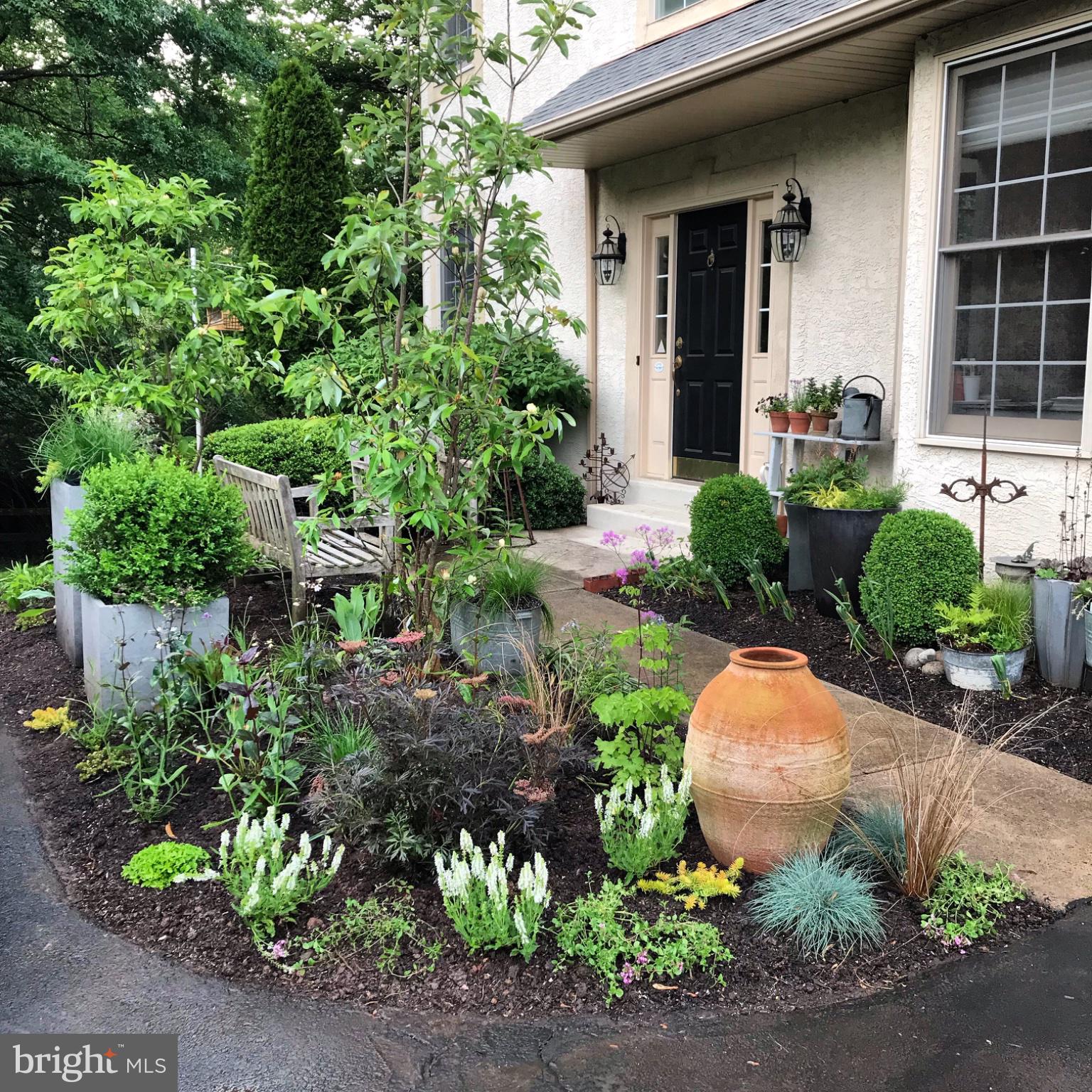 1241 CARNIGAN COURT