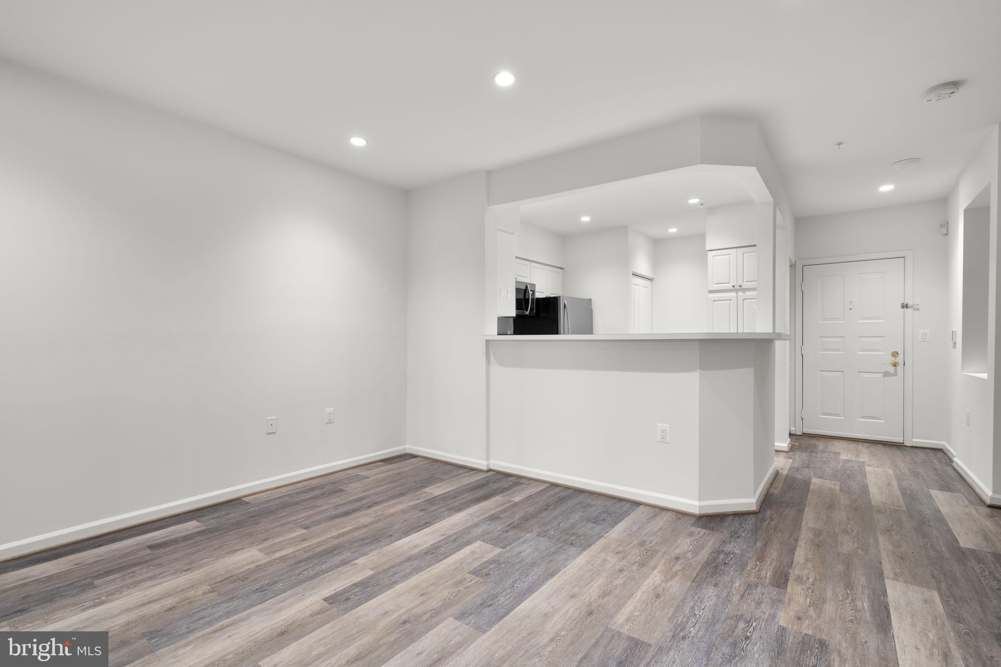 12915 ALTON SQUARE 113