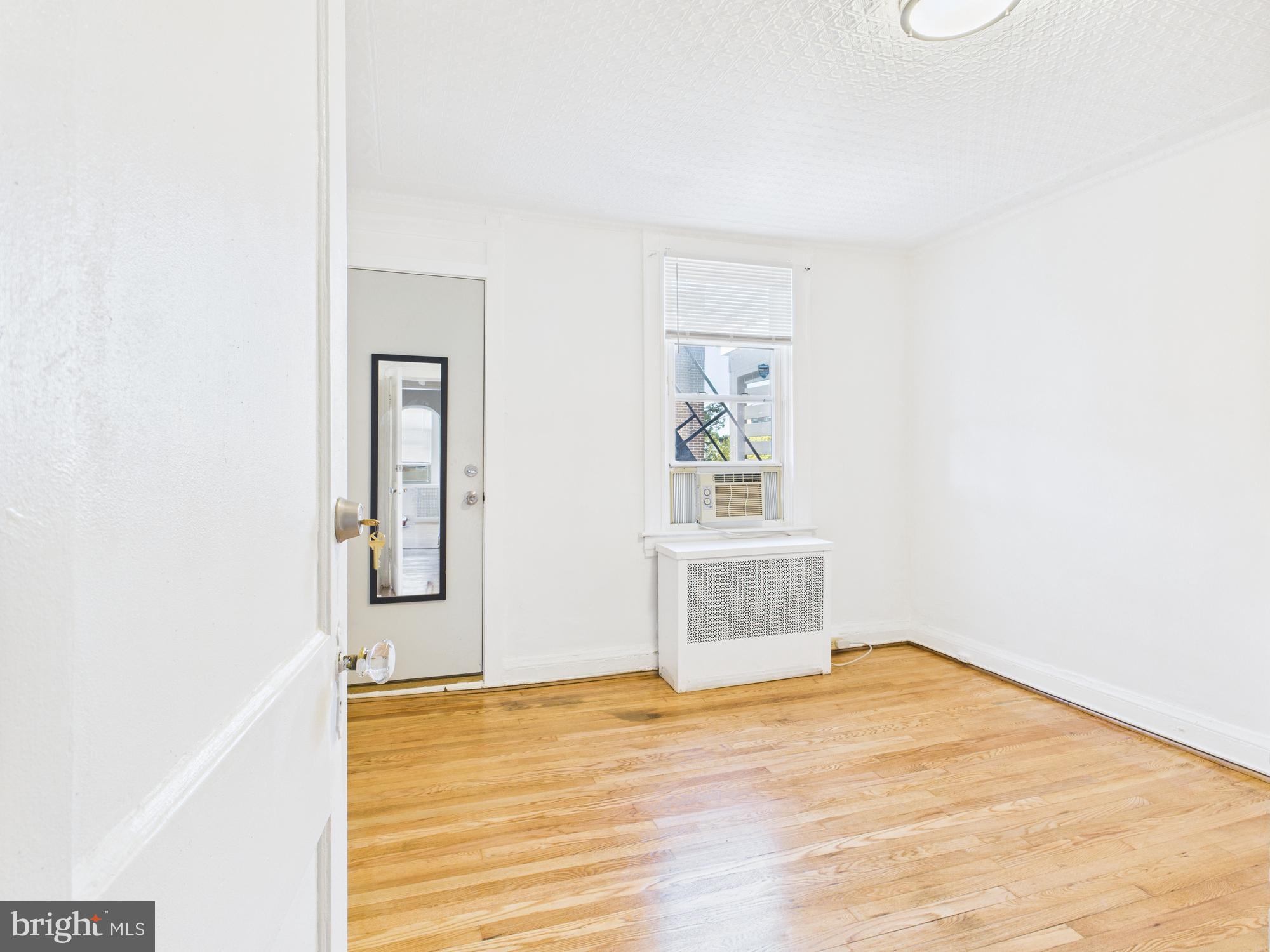 CHARLES VILLAGE - Residential Lease