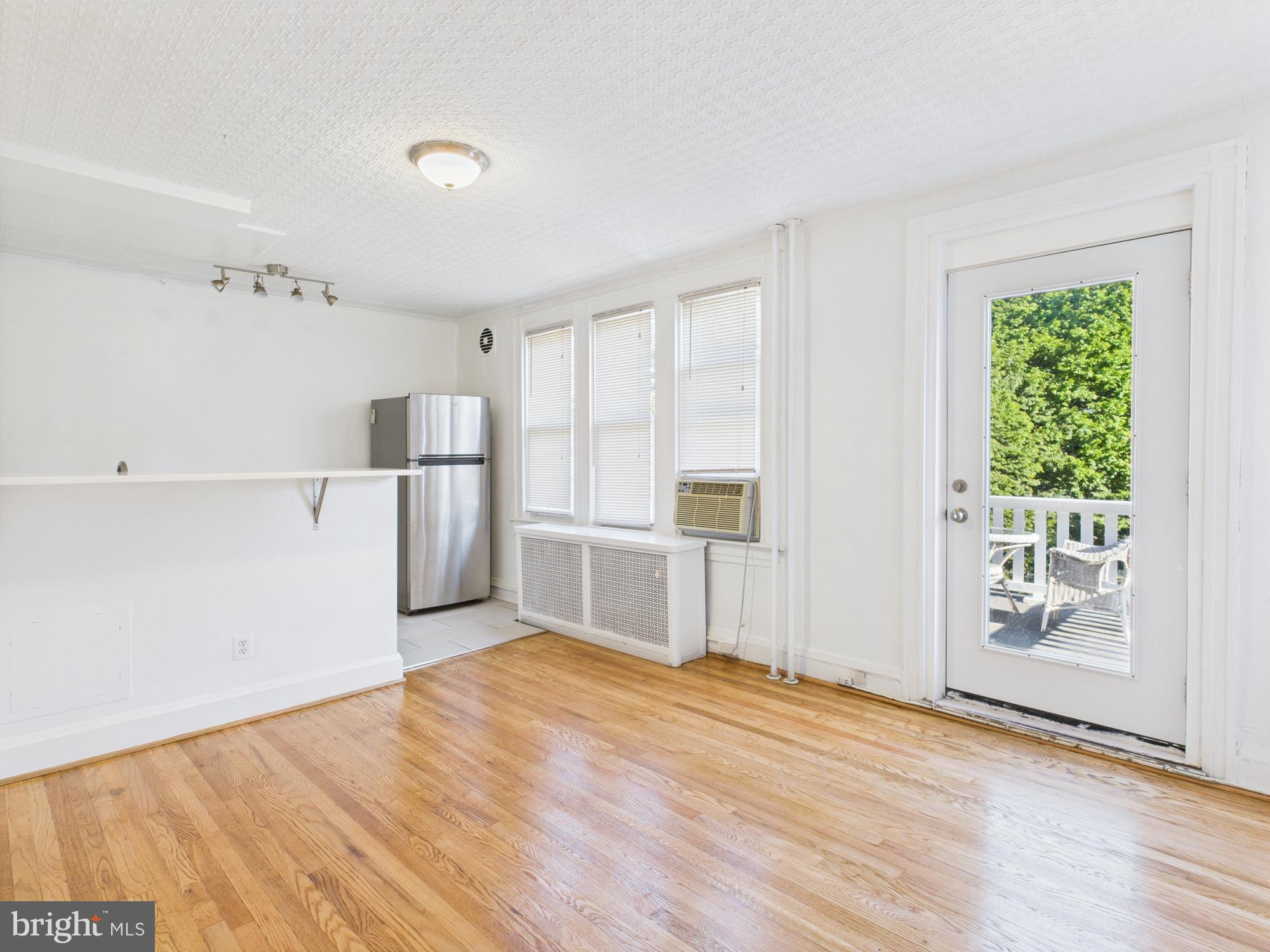 CHARLES VILLAGE - Residential Lease