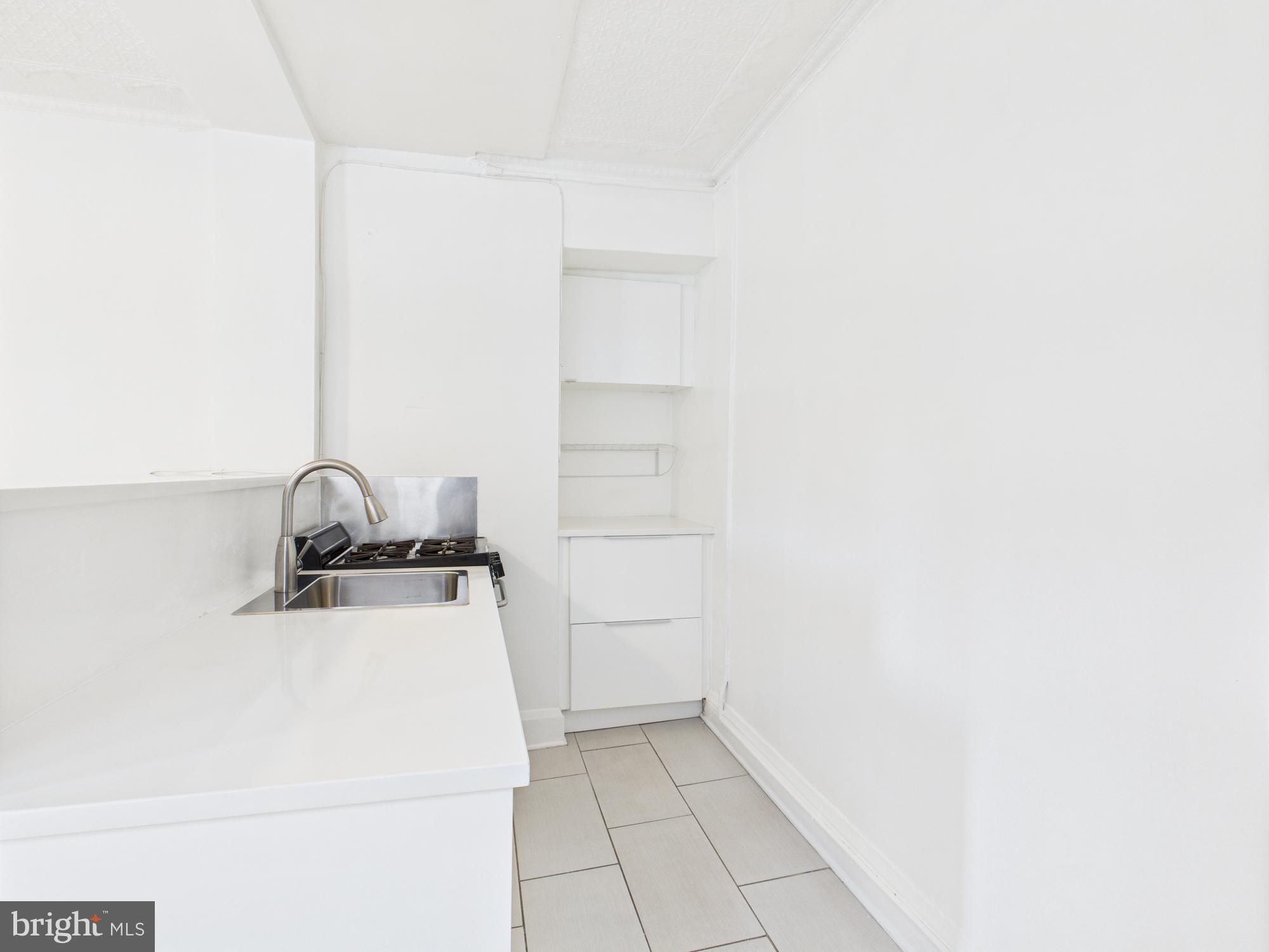 CHARLES VILLAGE - Residential Lease