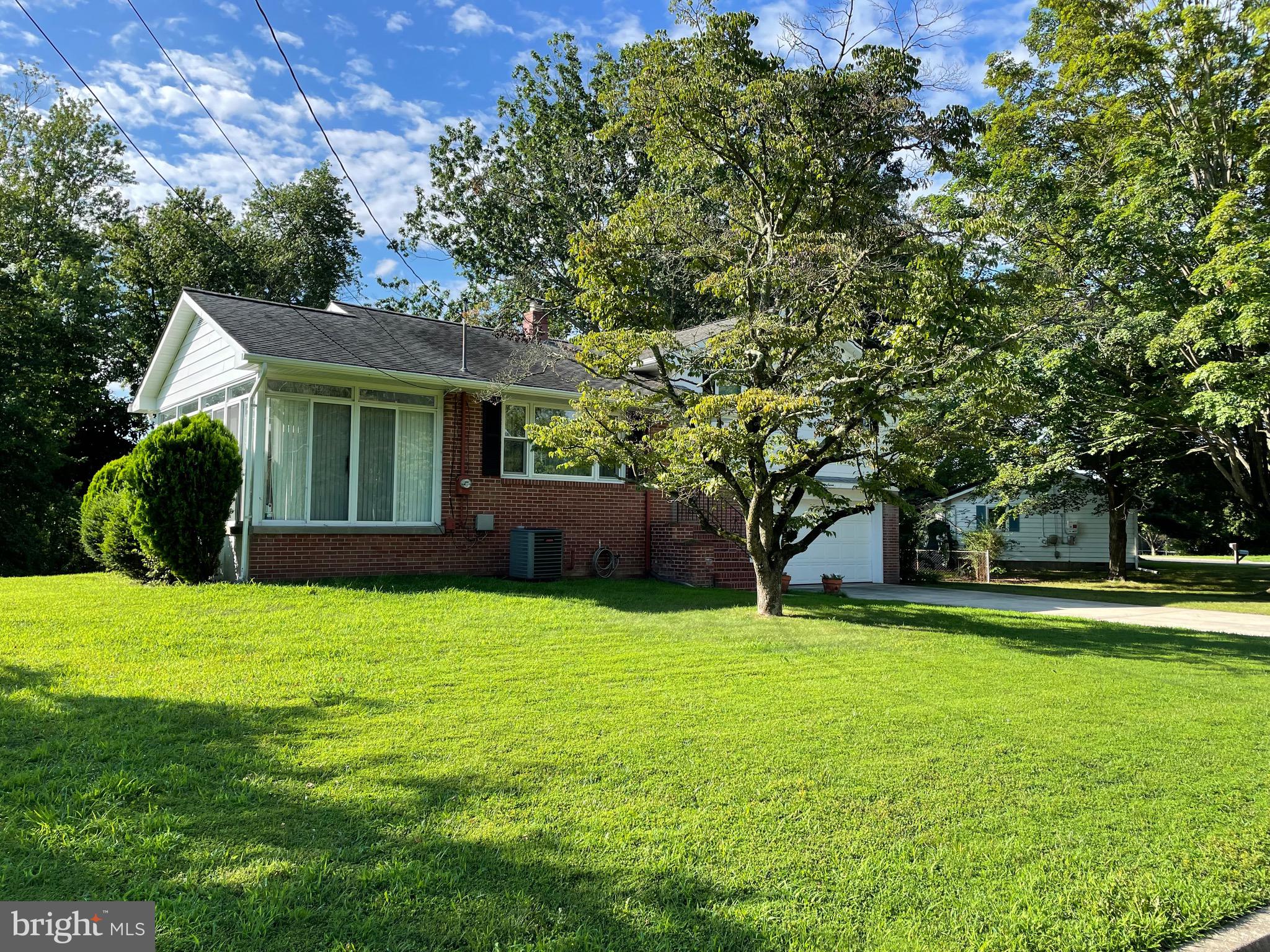 7 DELAWARE DRIVE