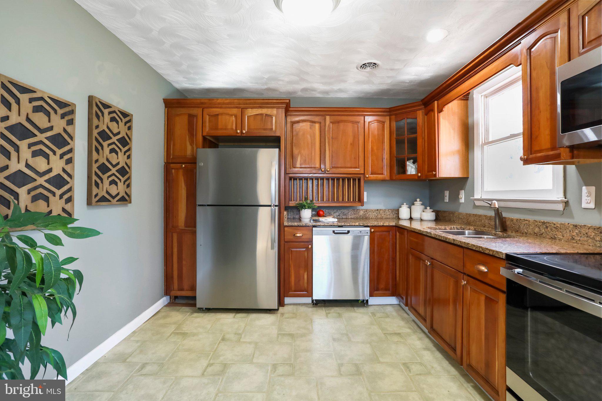 WALNUT GROVE - Residential