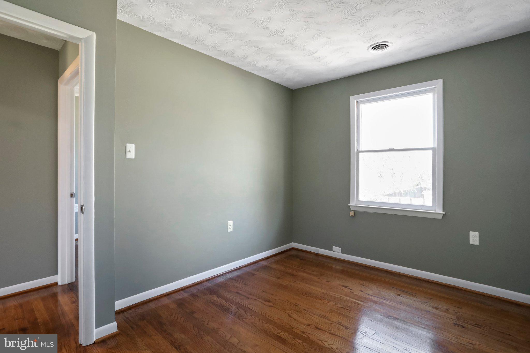 WALNUT GROVE - Residential