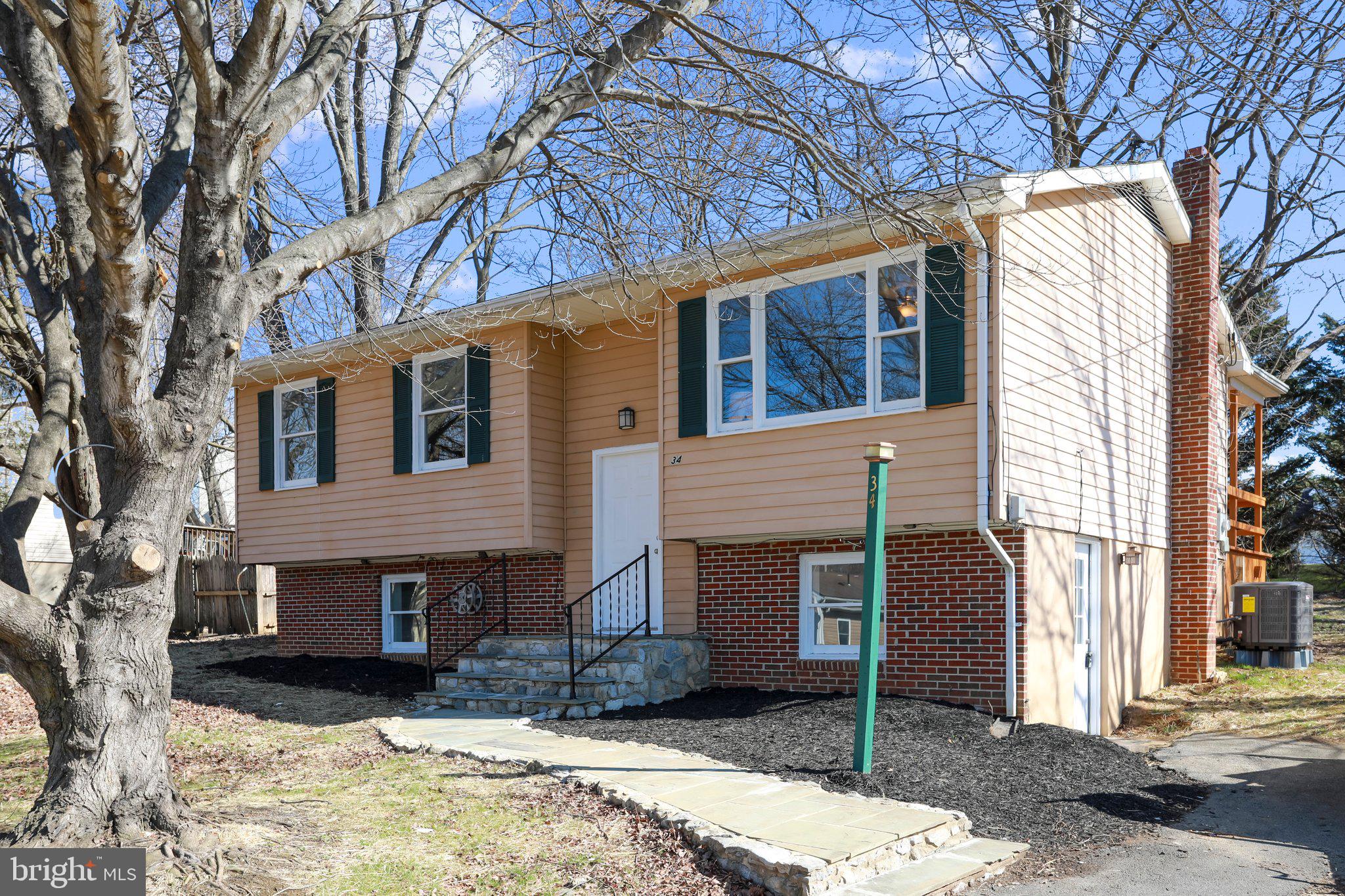 WALNUT GROVE - Residential