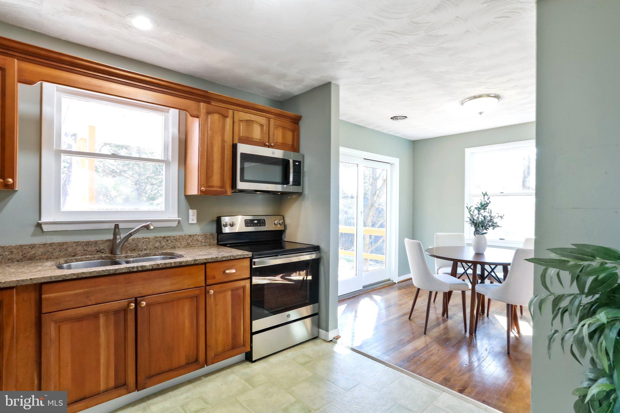 WALNUT GROVE - Residential