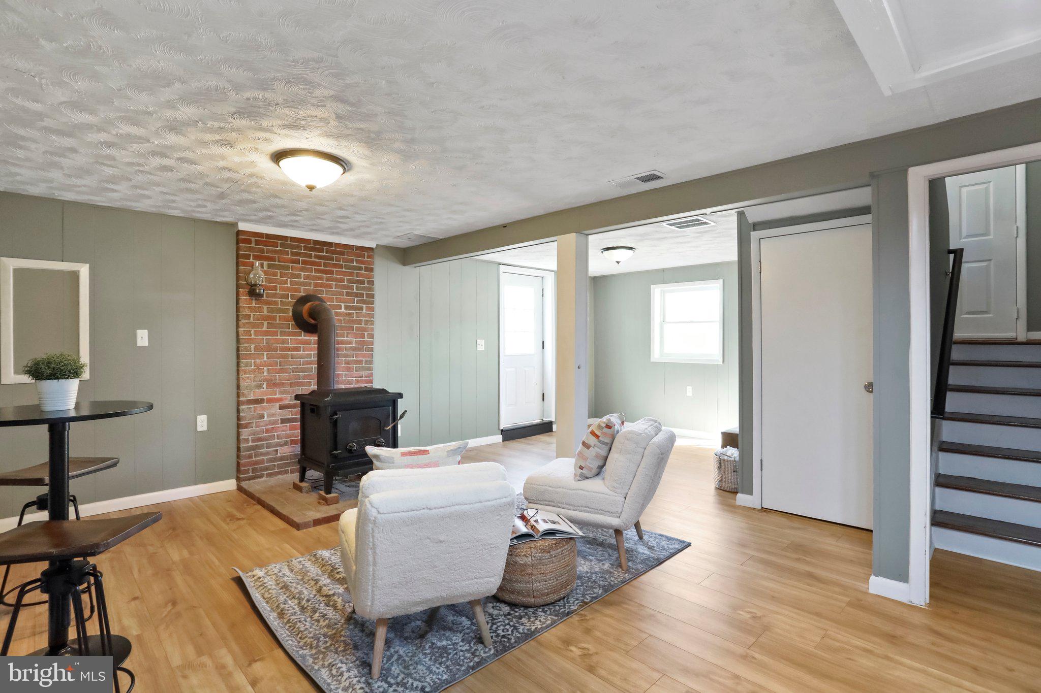 WALNUT GROVE - Residential