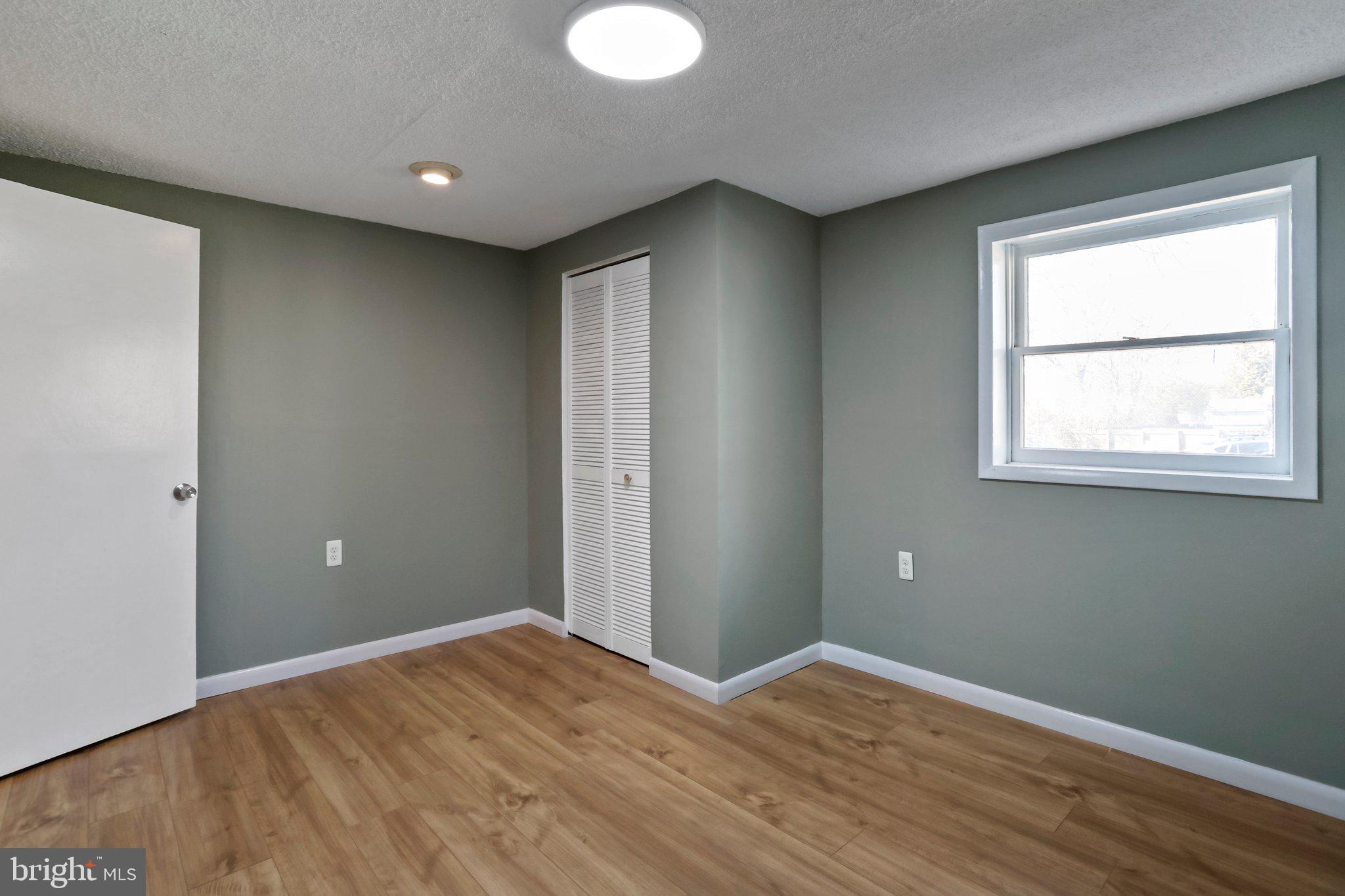 WALNUT GROVE - Residential