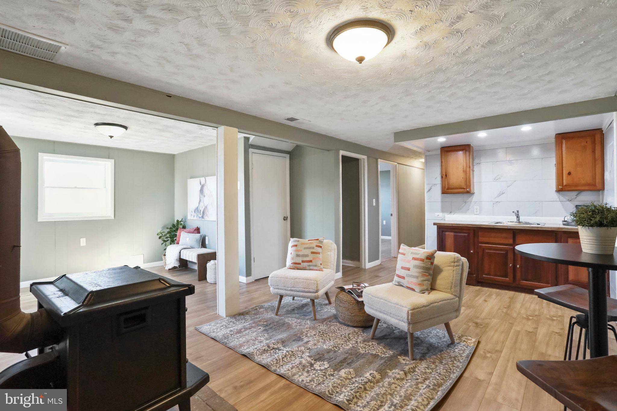 WALNUT GROVE - Residential