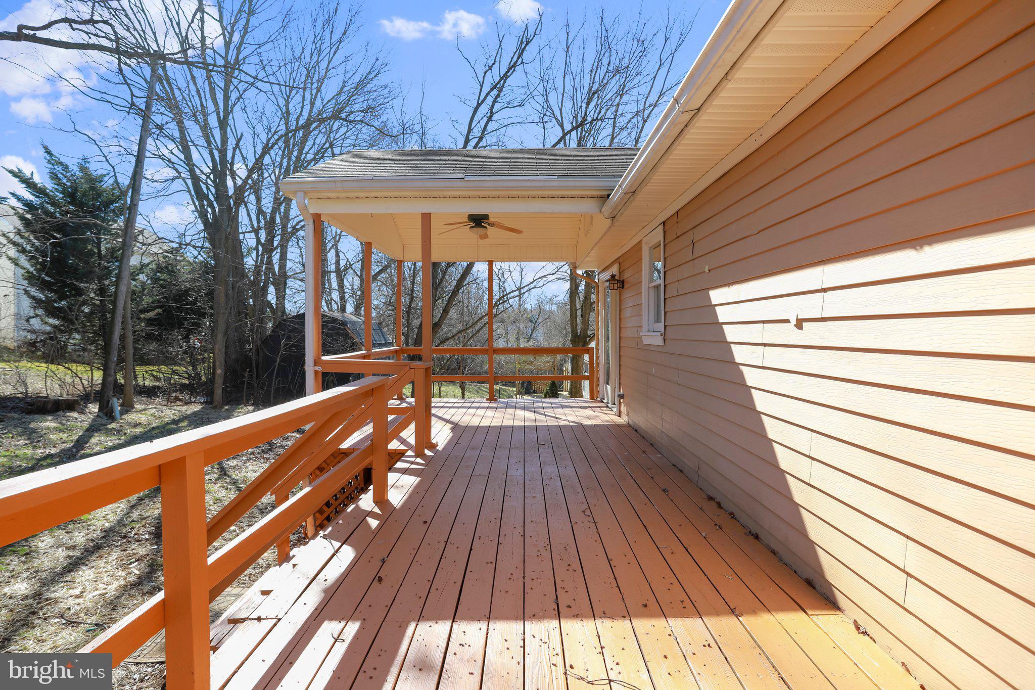 WALNUT GROVE - Residential