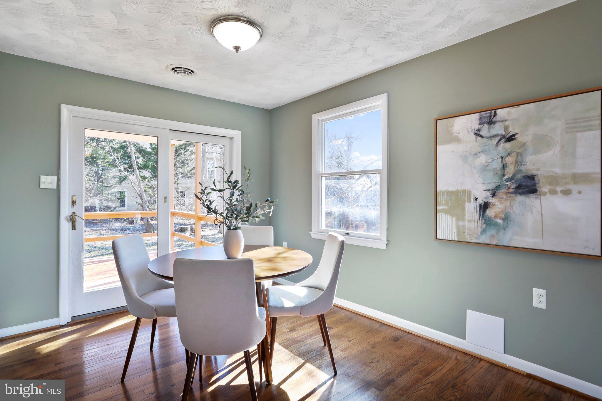 WALNUT GROVE - Residential