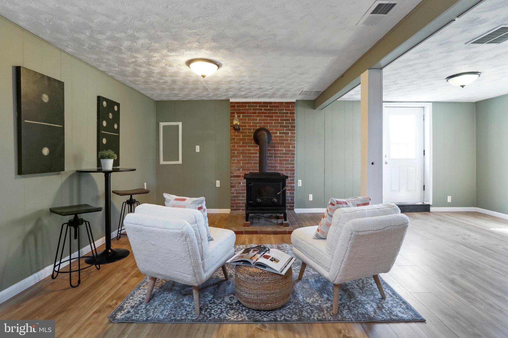 WALNUT GROVE - Residential