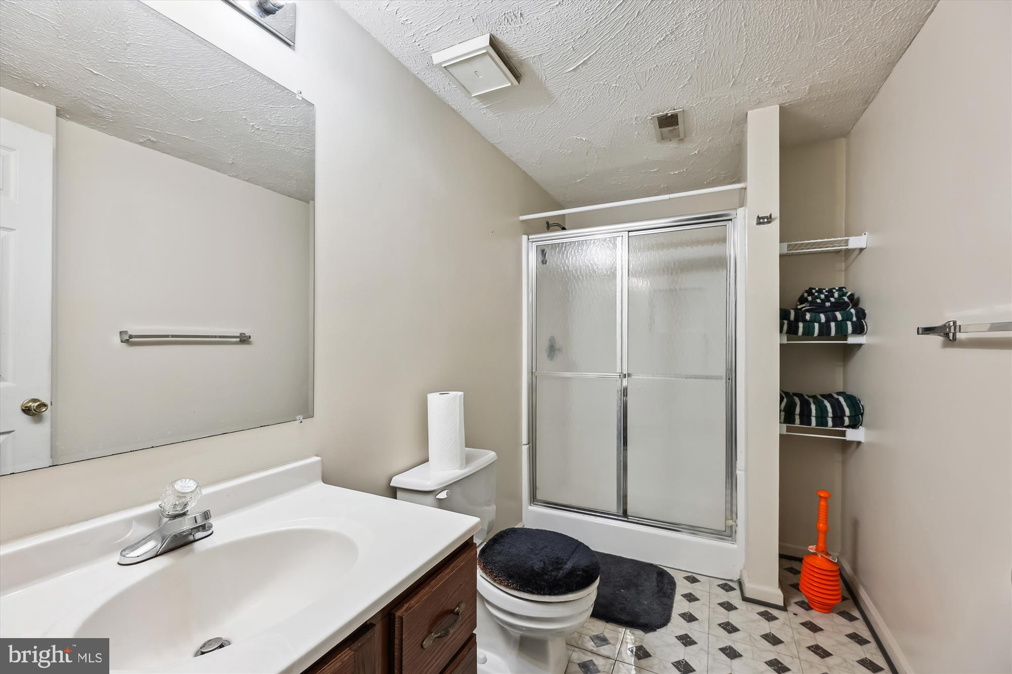 OXFORD RUN - Residential