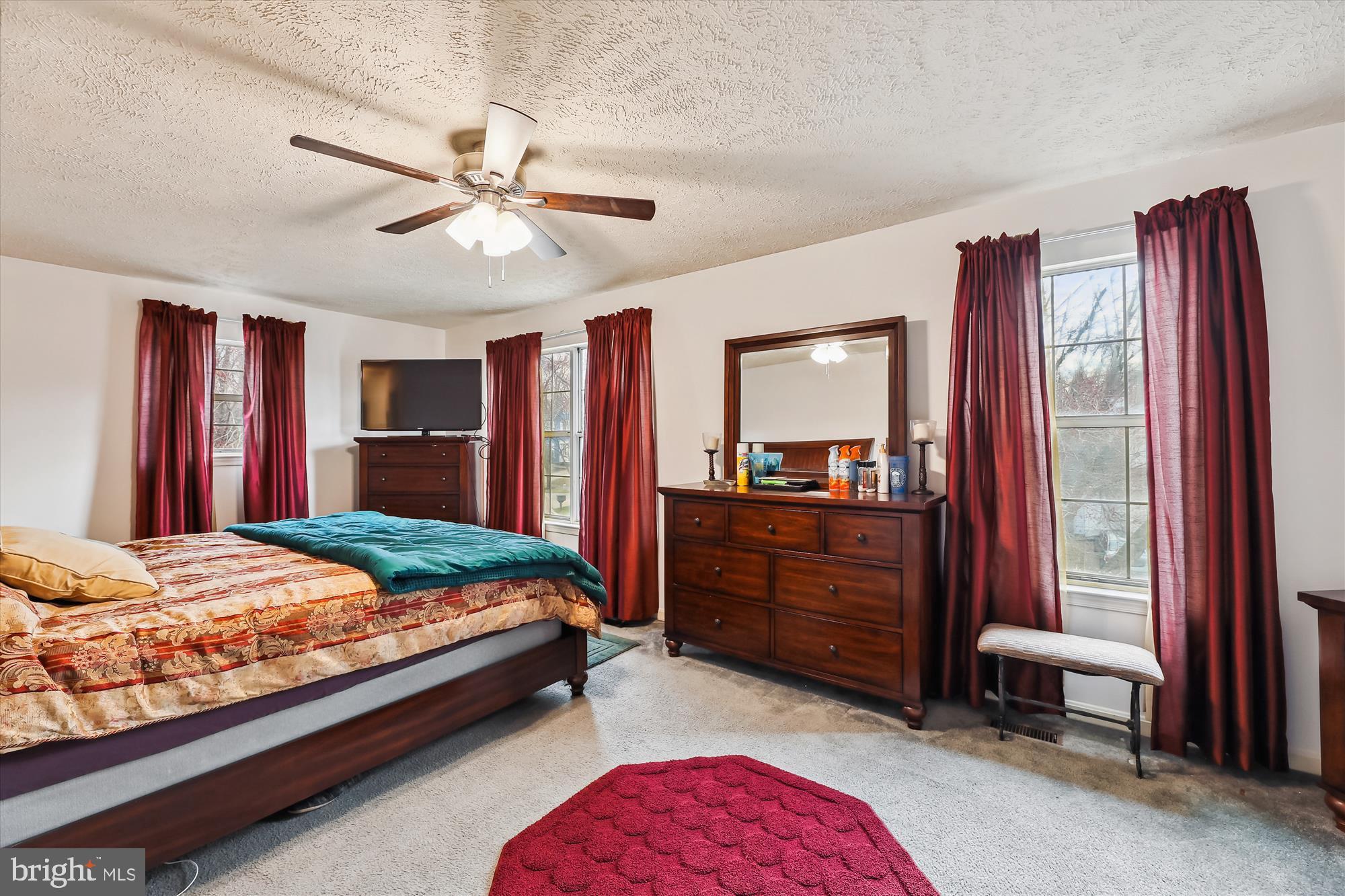 OXFORD RUN - Residential