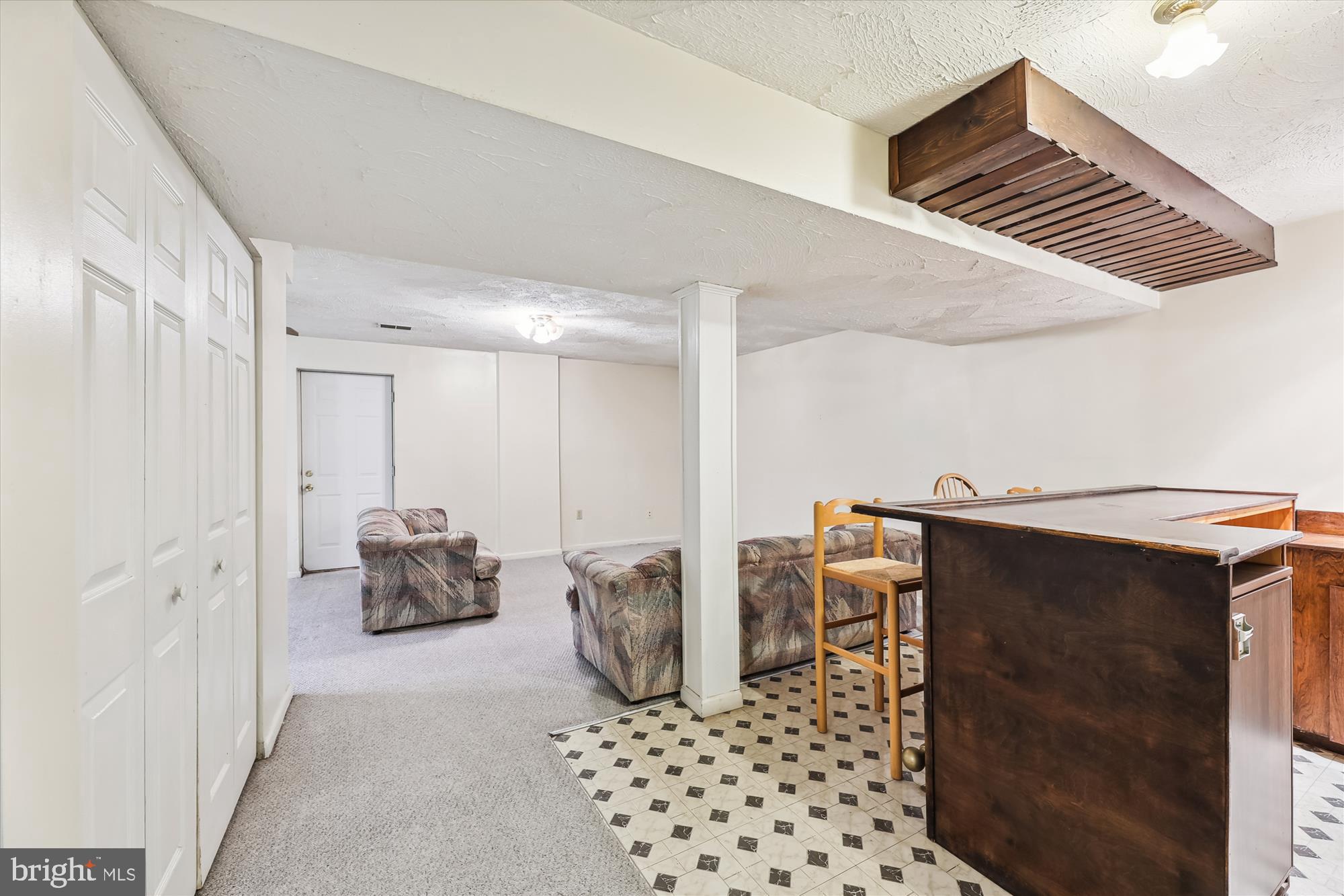 OXFORD RUN - Residential