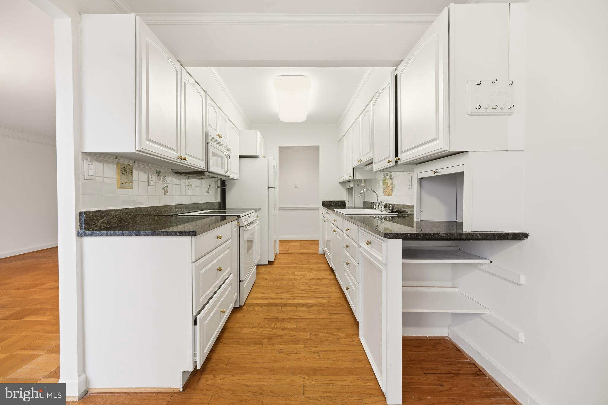 10300 BUSHMAN DRIVE 201