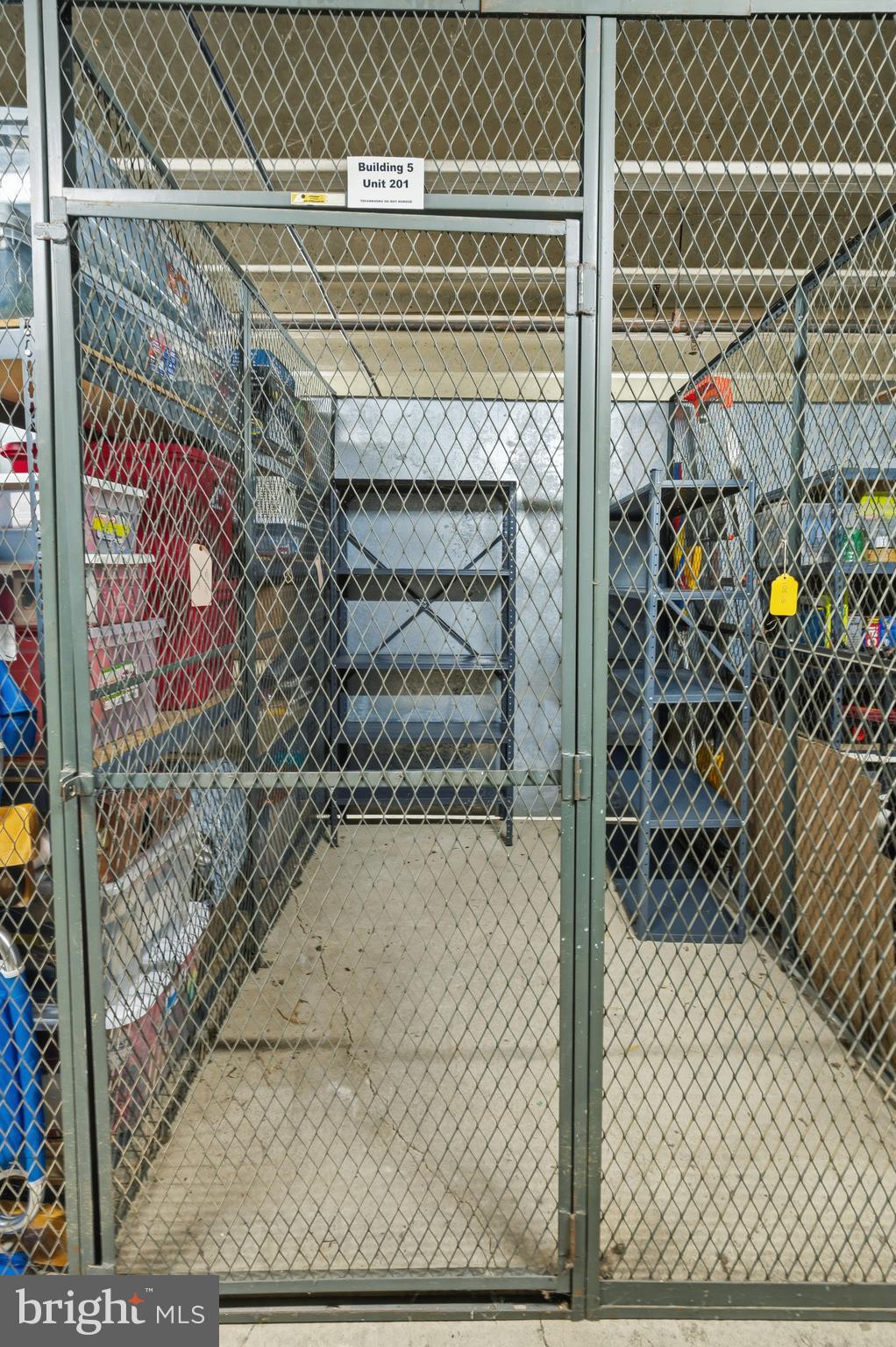 TREEBROOKE CONDOMINIUM - Residential