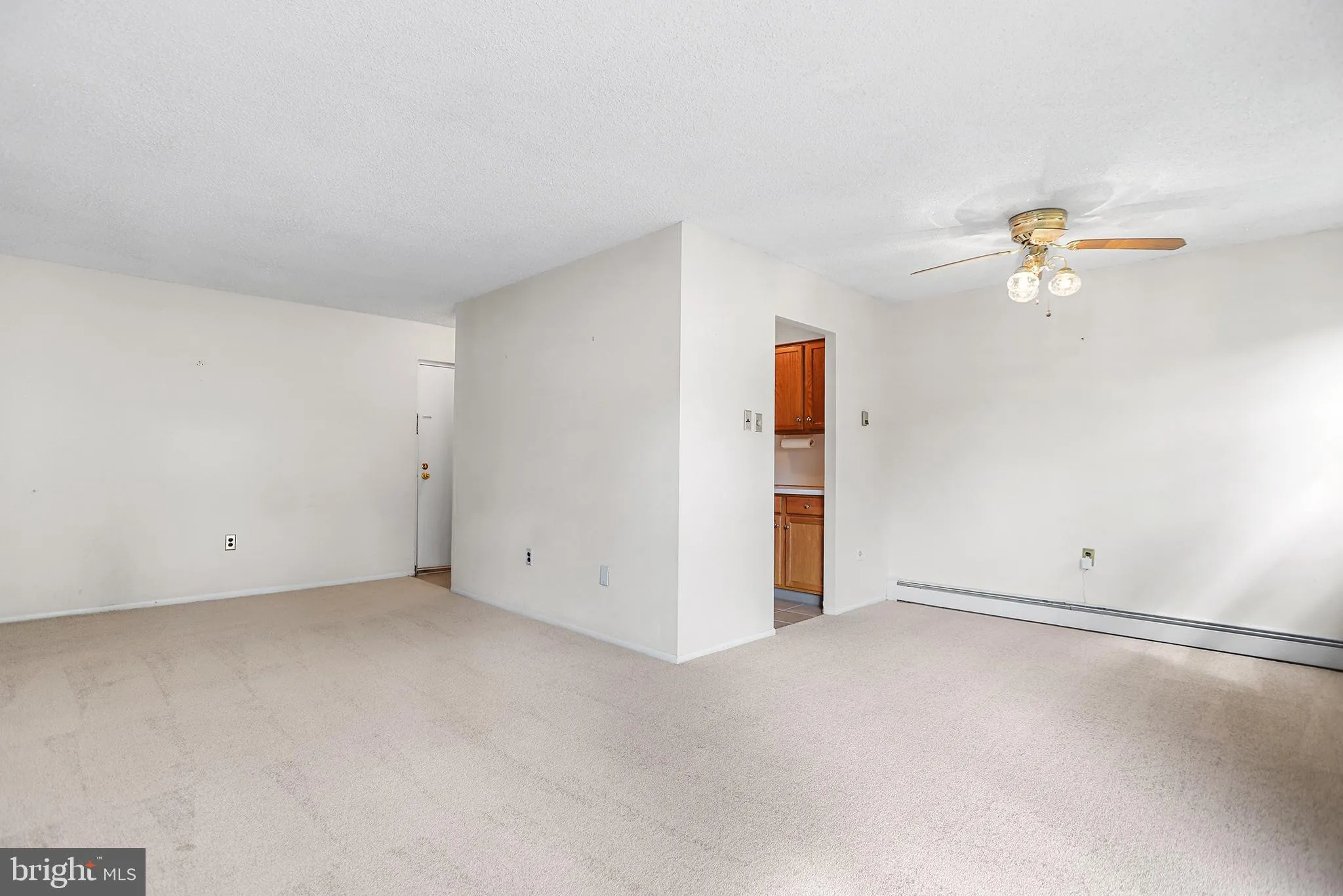 Brookhaven, Pennsylvania 19015, United States, 2 Bedrooms Bedrooms, ,2 BathroomsBathrooms,Residential,Active,211768