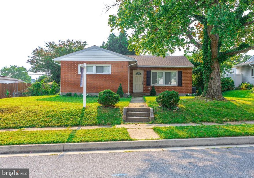 This home is a fully renovated all‑brick rancher featuring a large rear addition that expands the living space while maintaining one‑level convenience. Located in the established Woodcroft community, the property blends classic construction with modern finishes. 4 bedrooms • 1.5 bathrooms • 1,425 sq ft • Built 1955  
Neighborhood: Woodcroft, Baltimore County