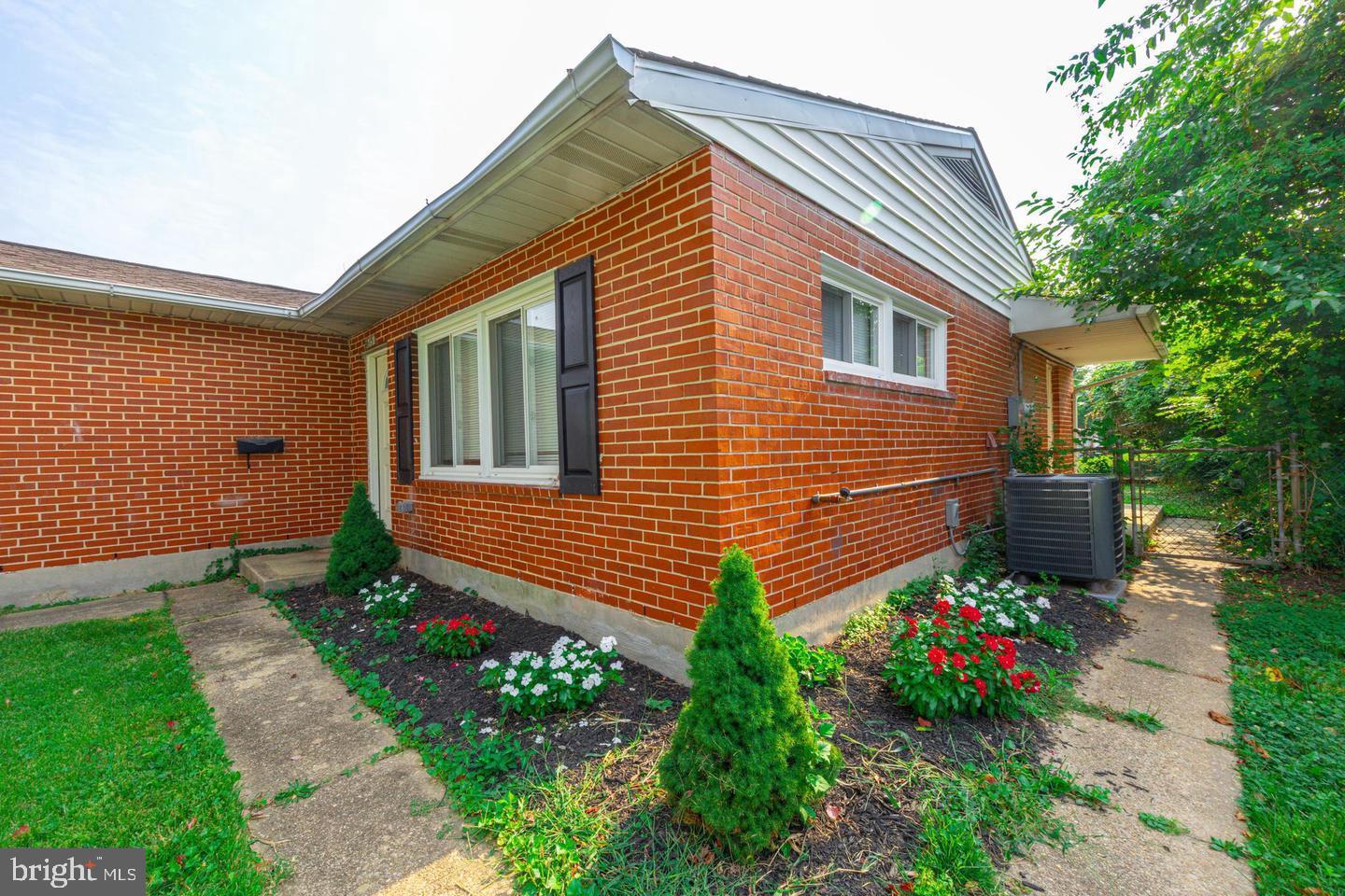 WOODCROFT - Residential