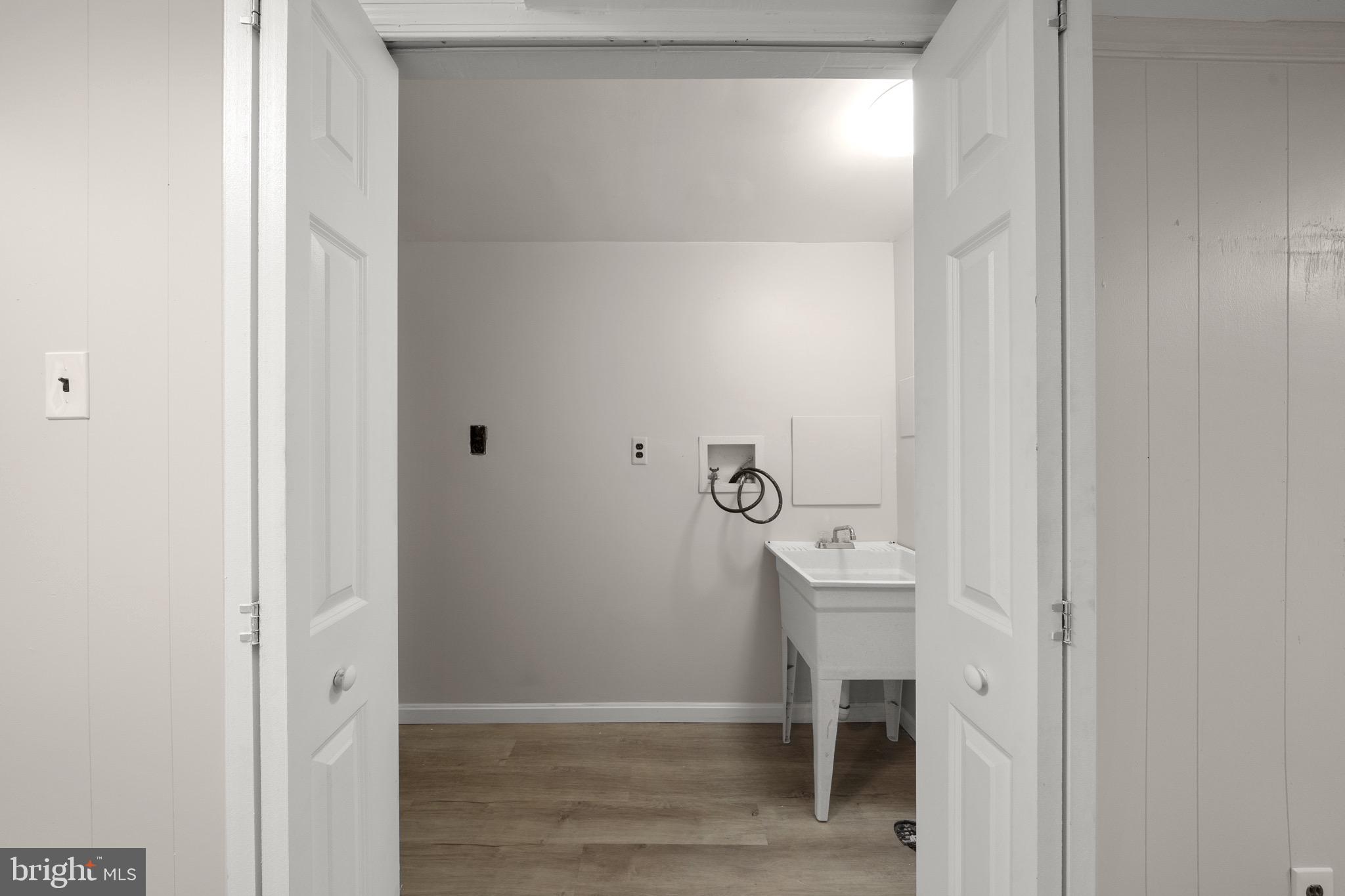 OXON RUN HILLS - Residential