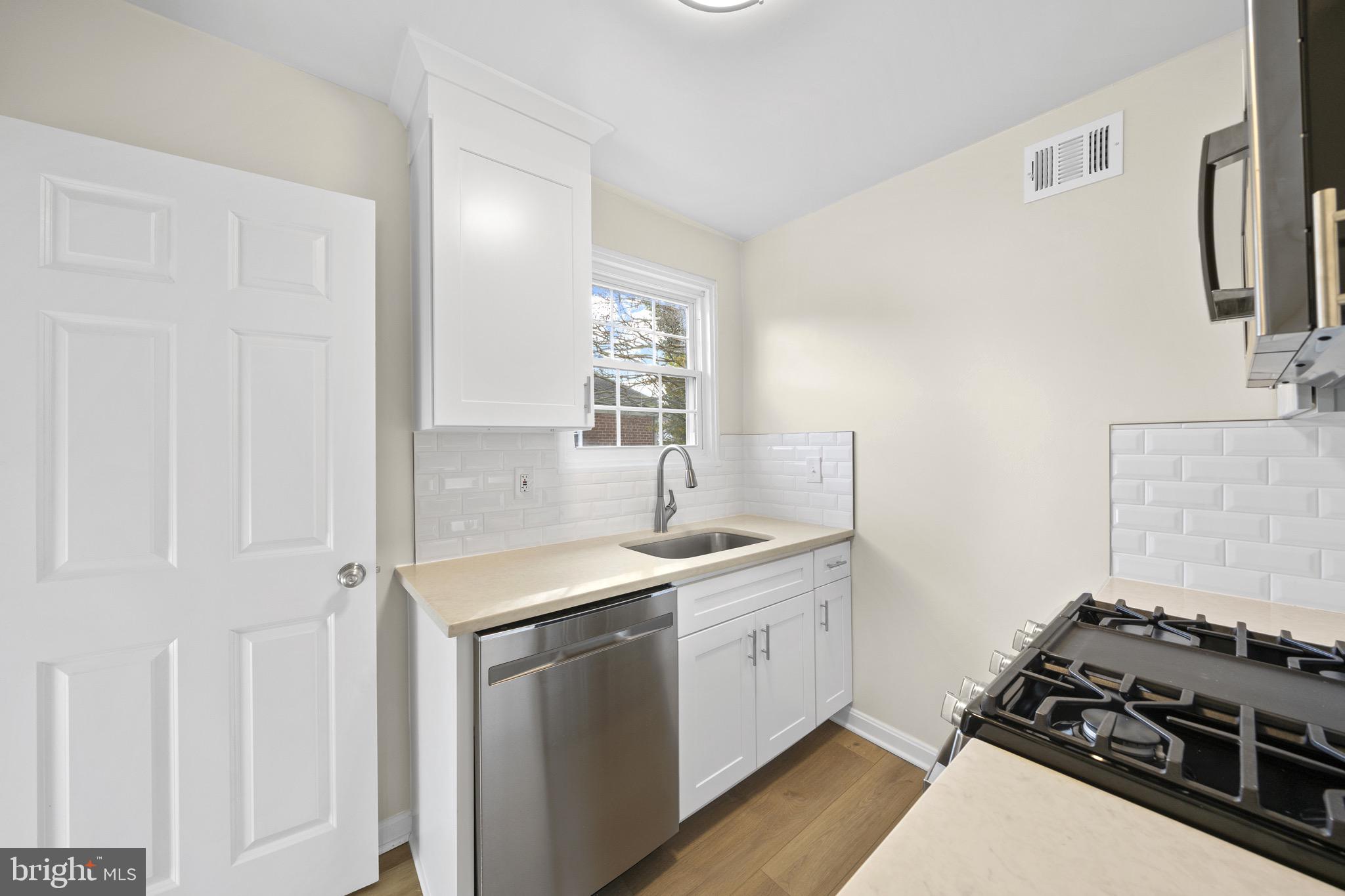 OXON RUN HILLS - Residential