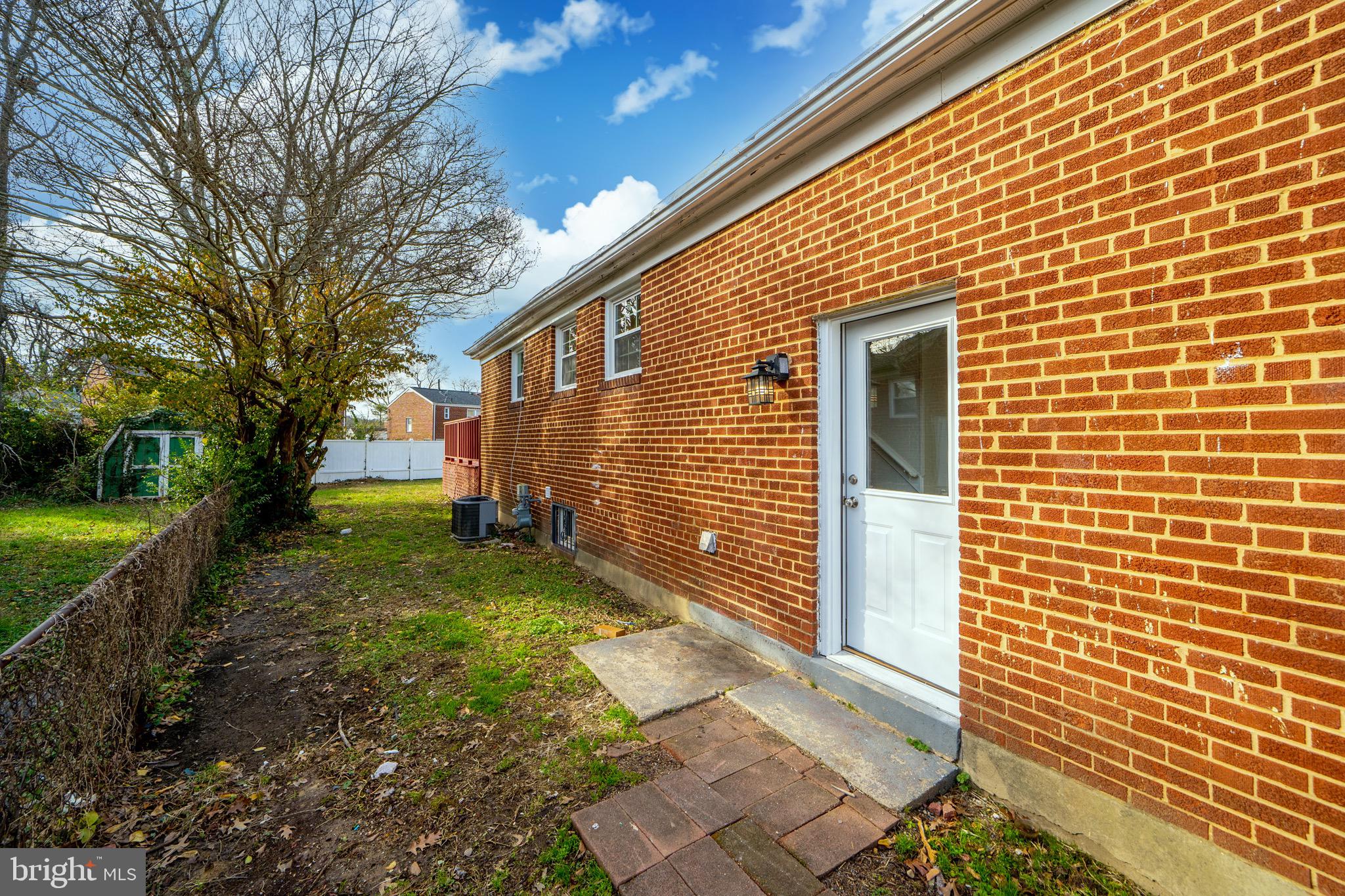 OXON RUN HILLS - Residential