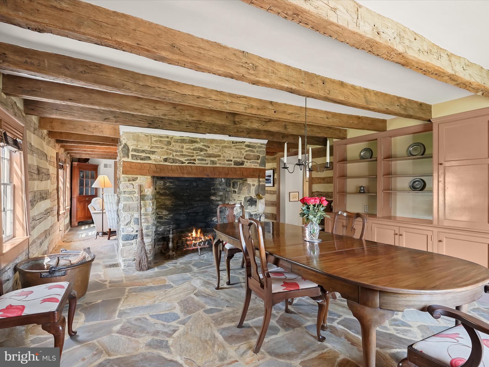 WOODSIDE ESTATES - Residential