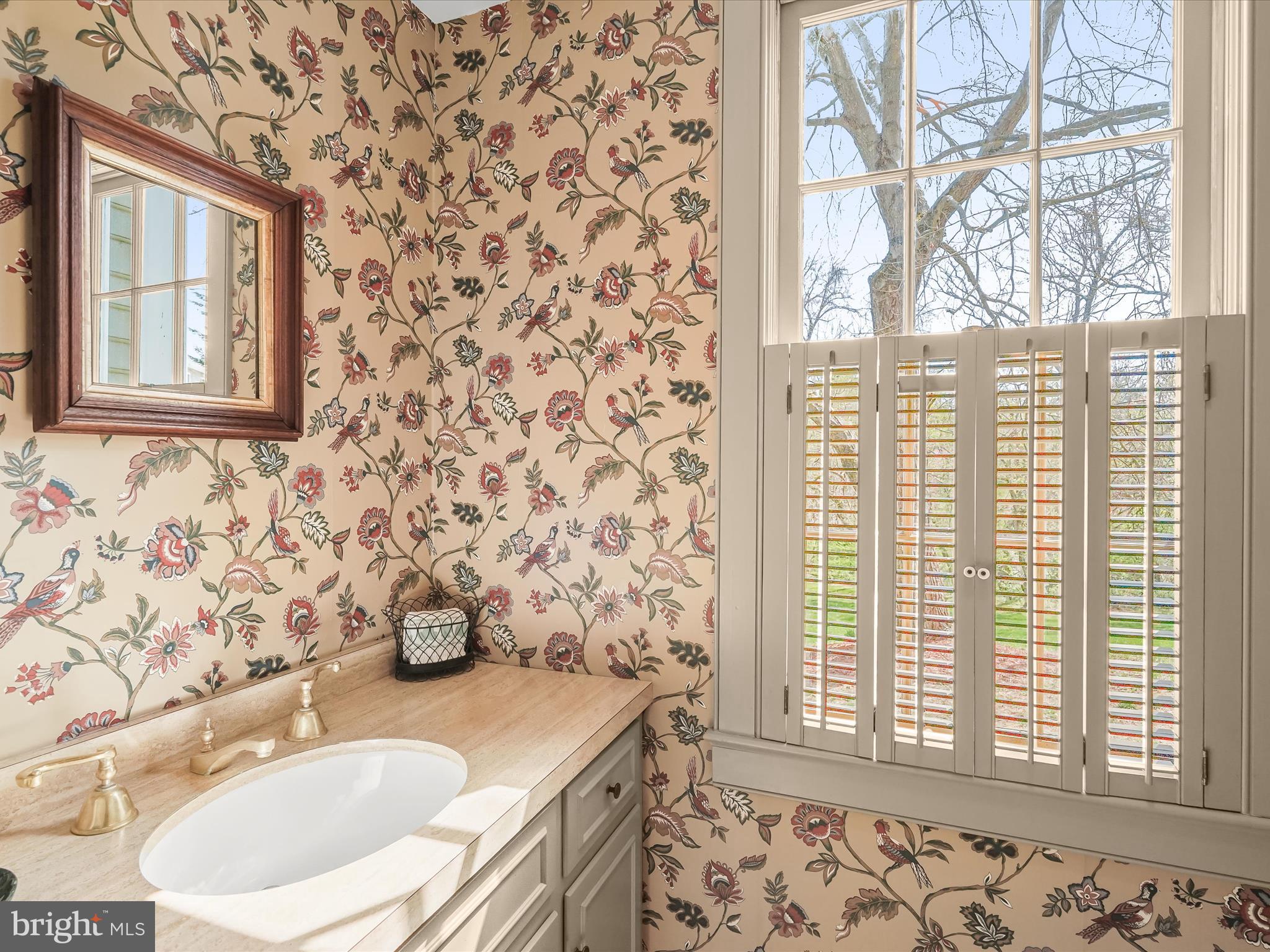 WOODSIDE ESTATES - Residential