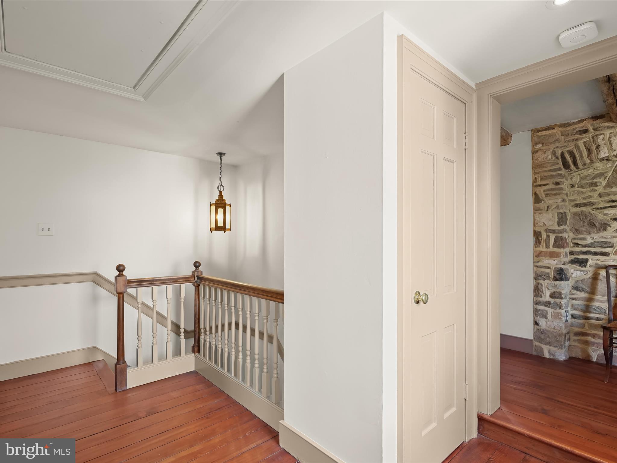 WOODSIDE ESTATES - Residential