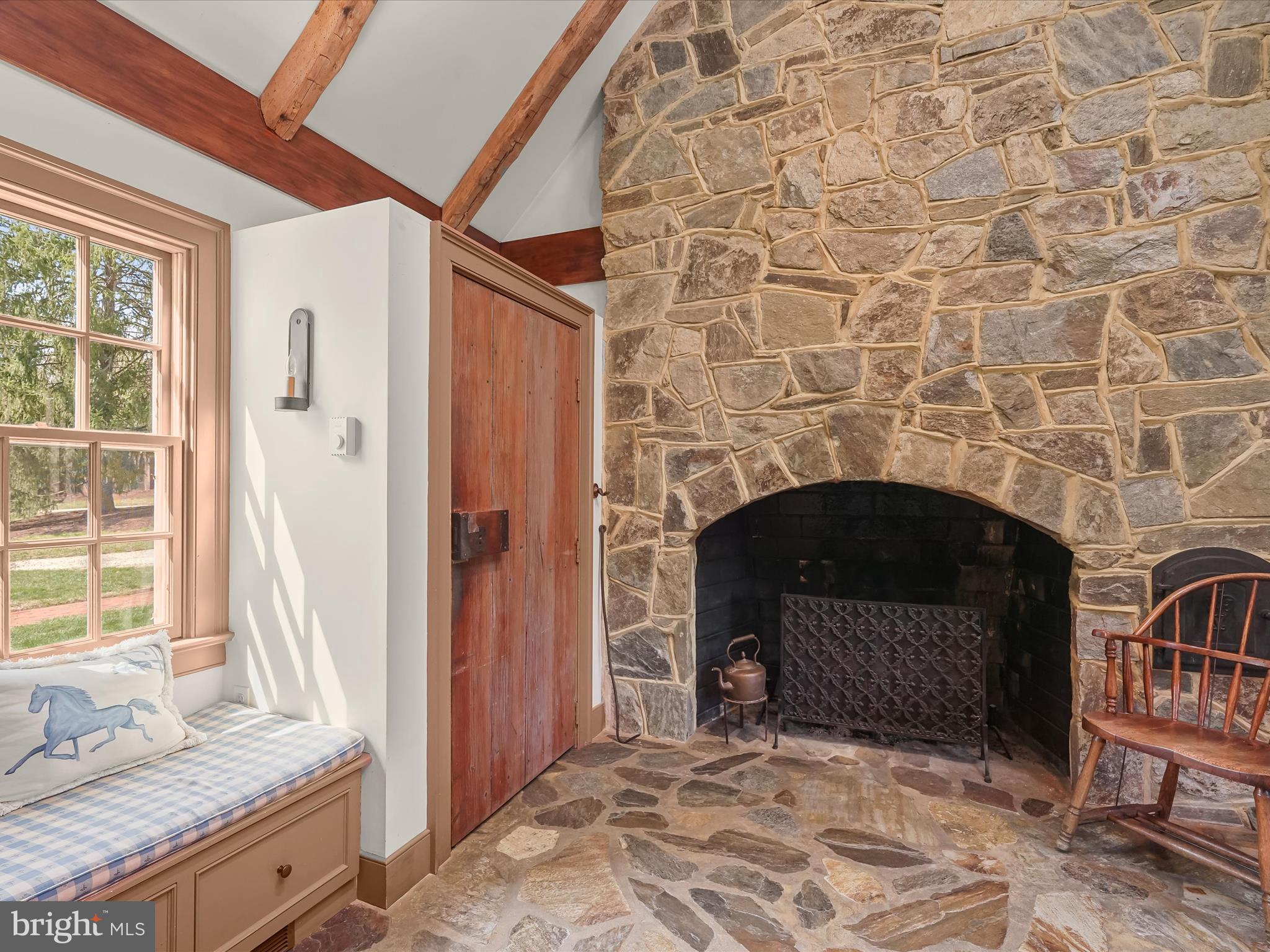 WOODSIDE ESTATES - Residential