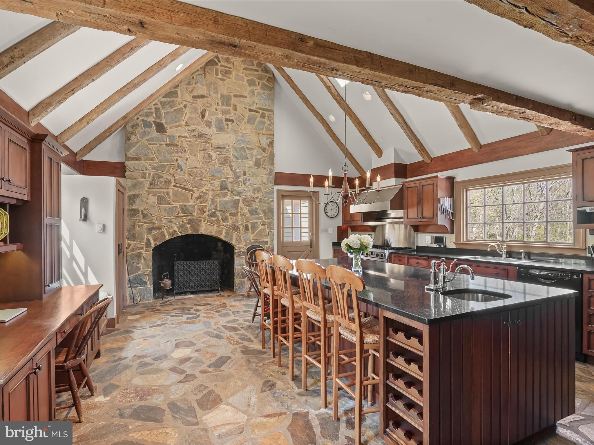 WOODSIDE ESTATES - Residential