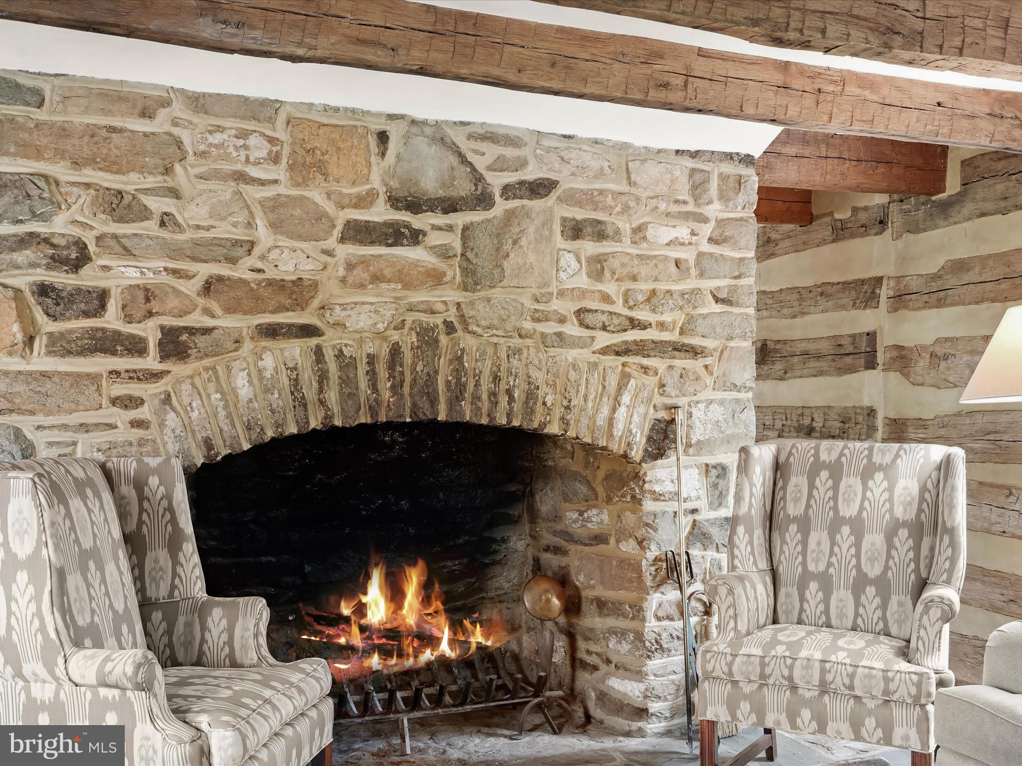 WOODSIDE ESTATES - Residential