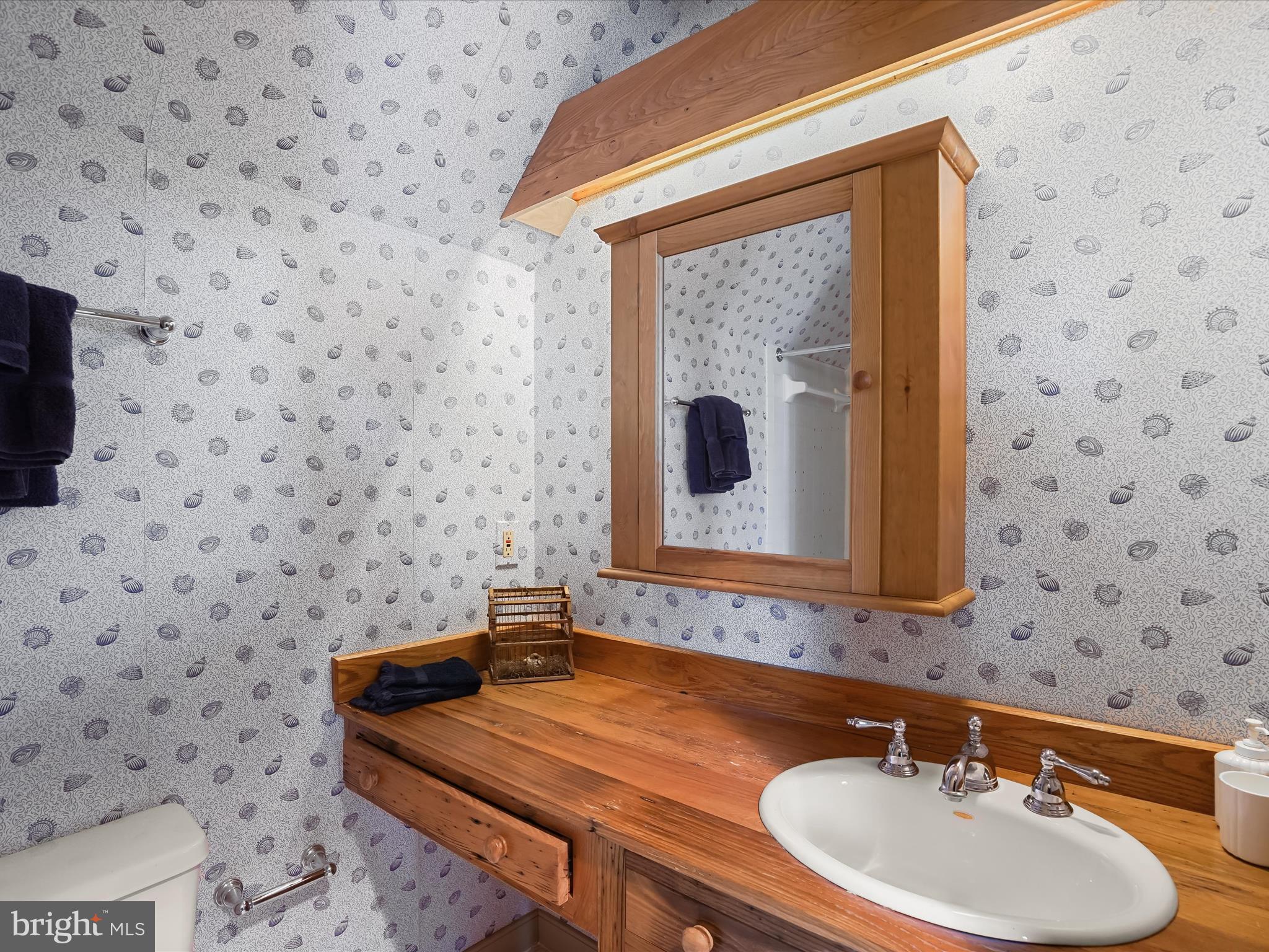 WOODSIDE ESTATES - Residential