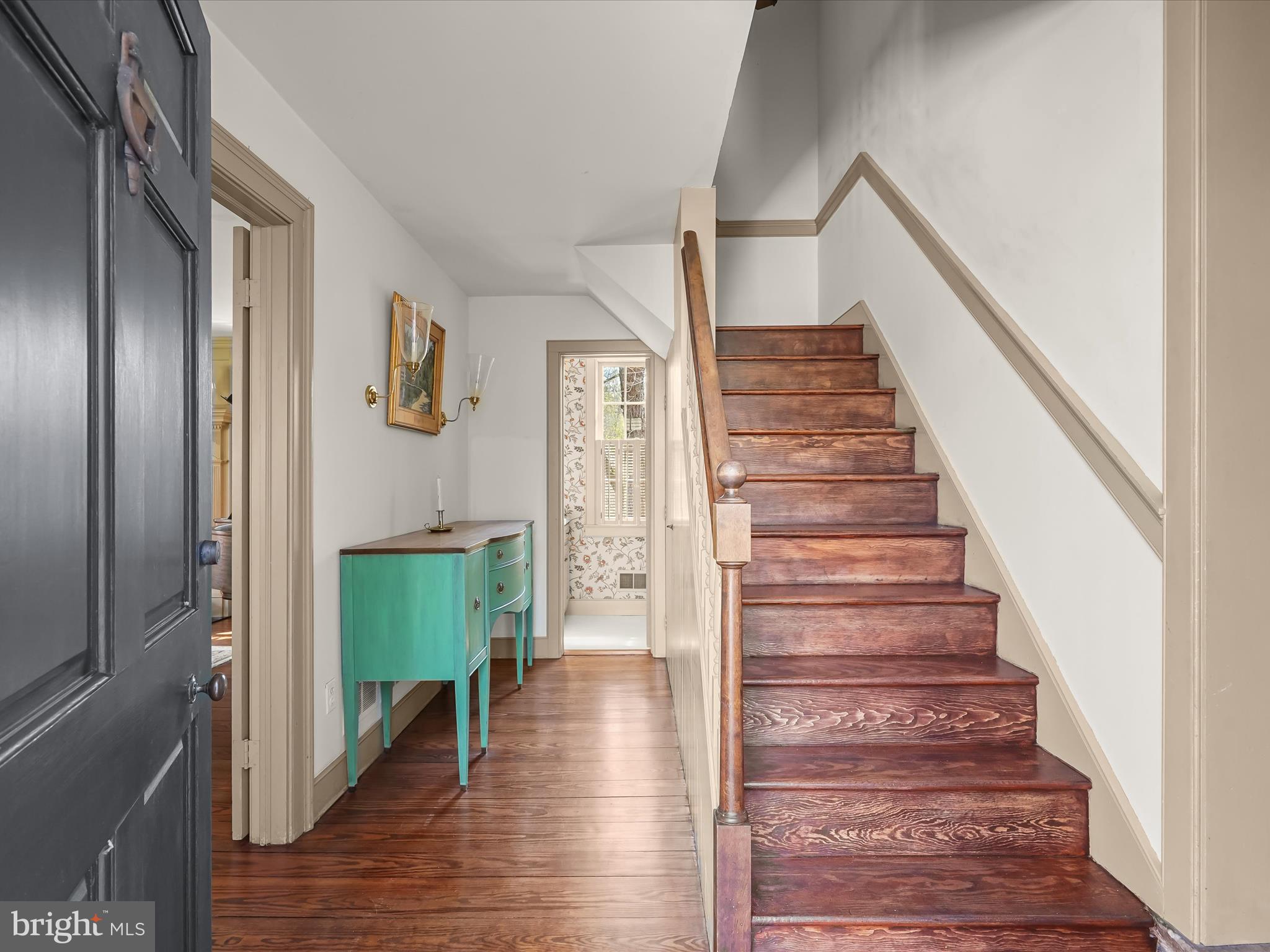 WOODSIDE ESTATES - Residential