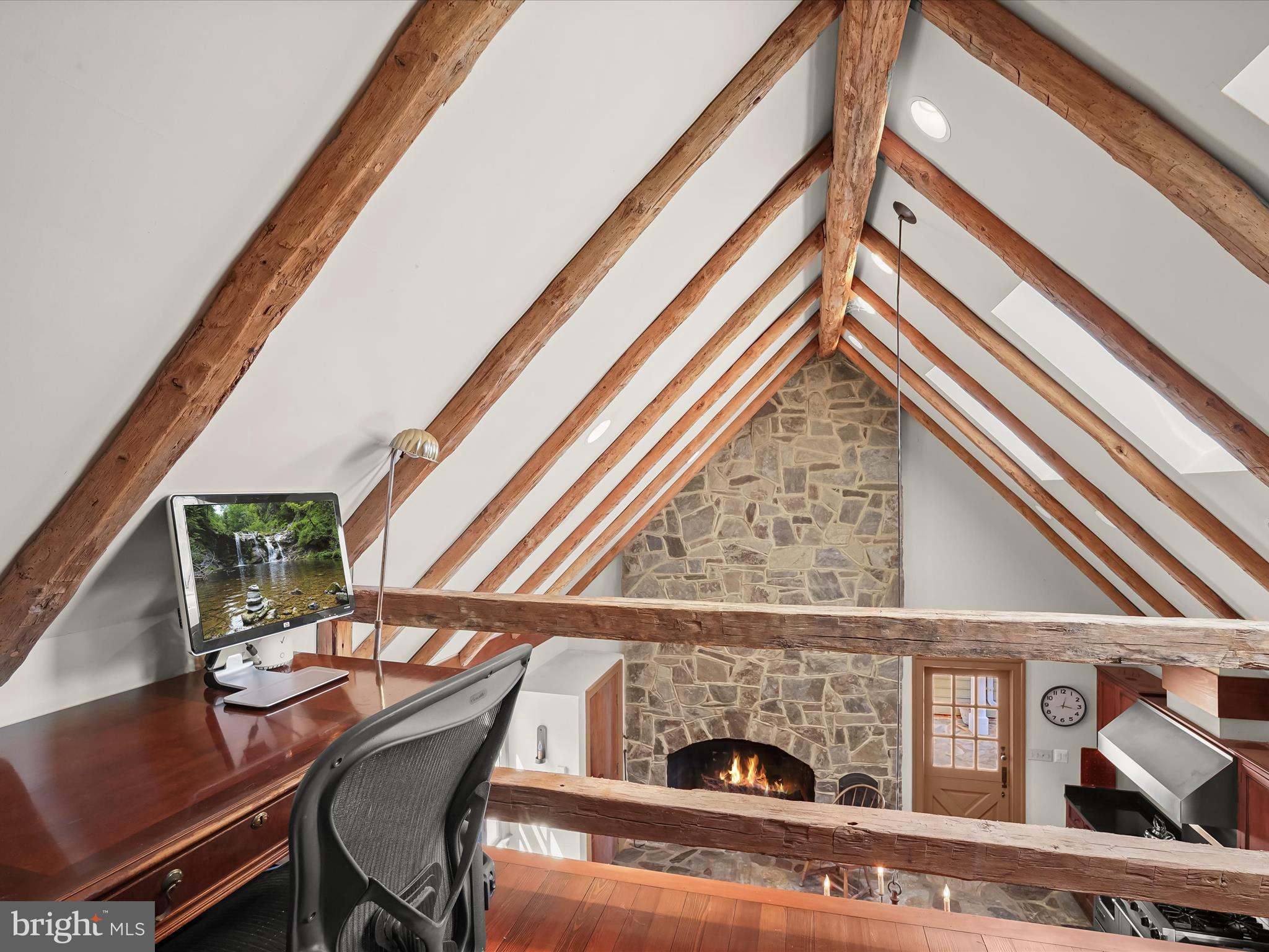 WOODSIDE ESTATES - Residential