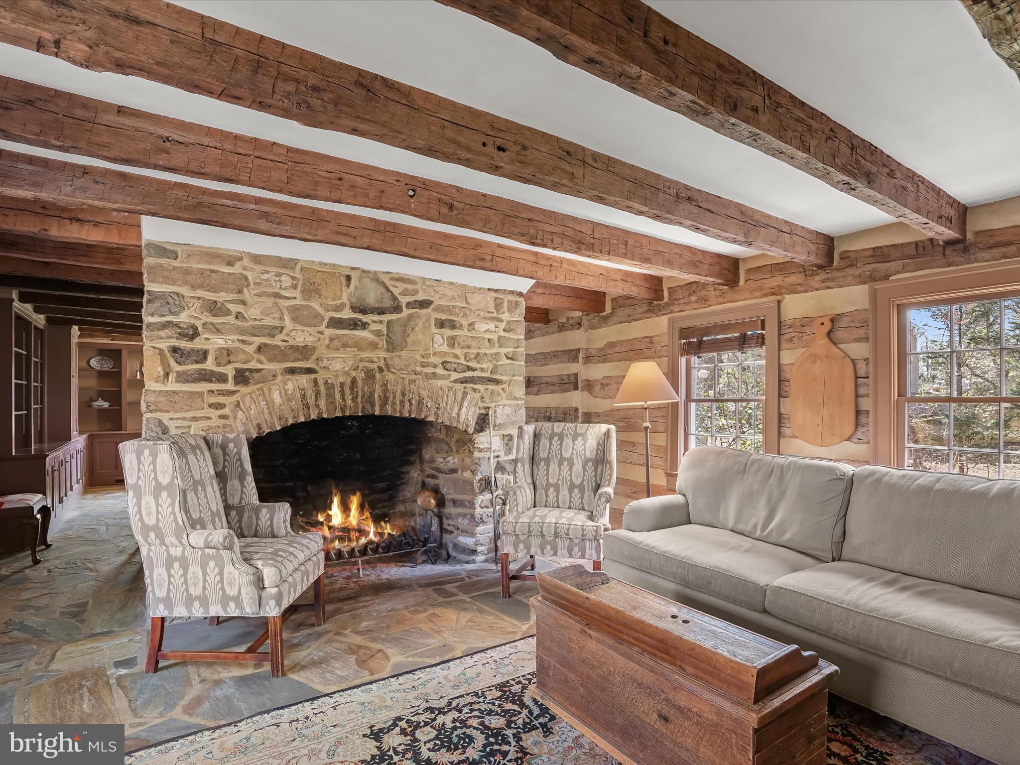 WOODSIDE ESTATES - Residential