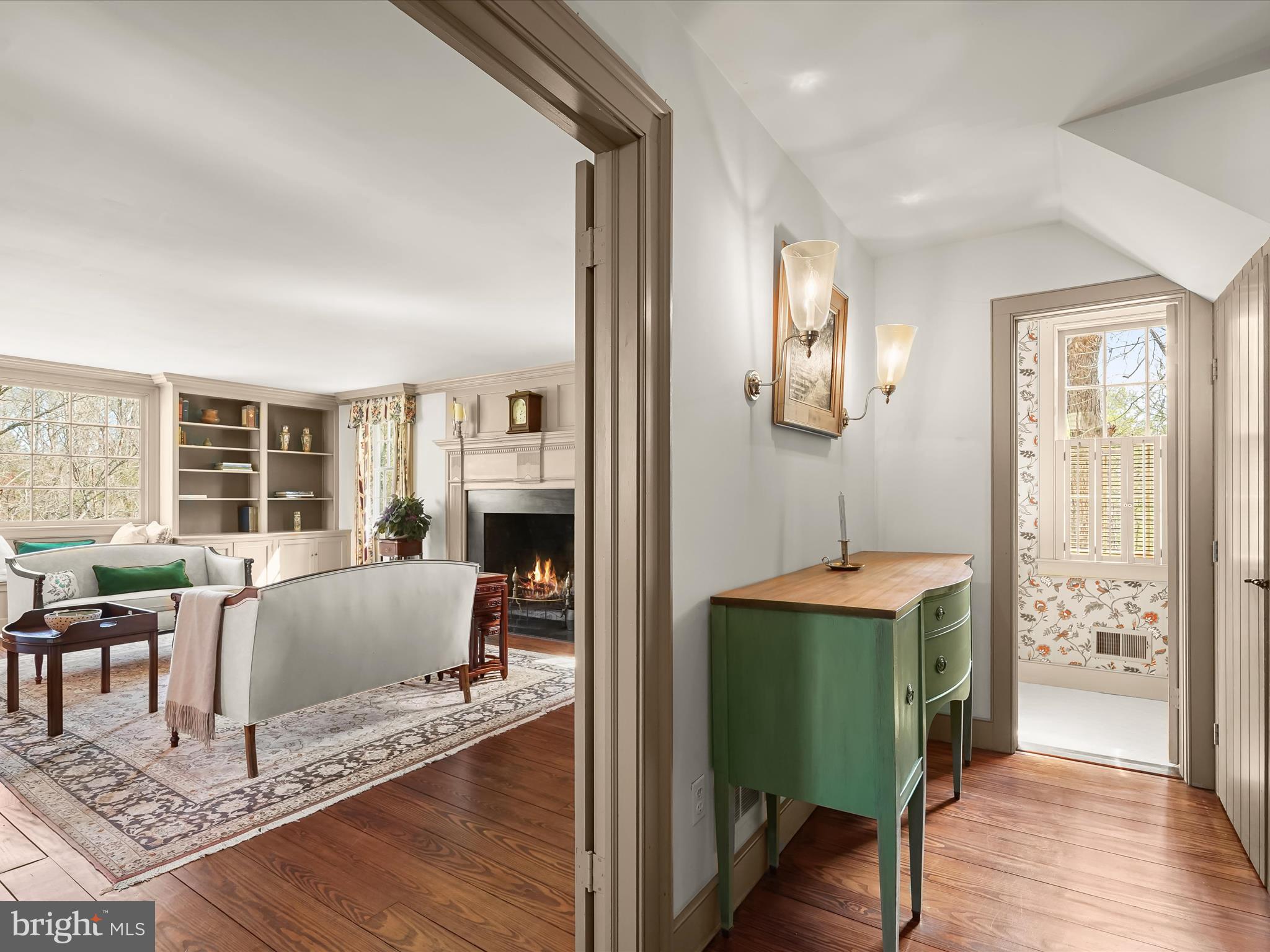 WOODSIDE ESTATES - Residential