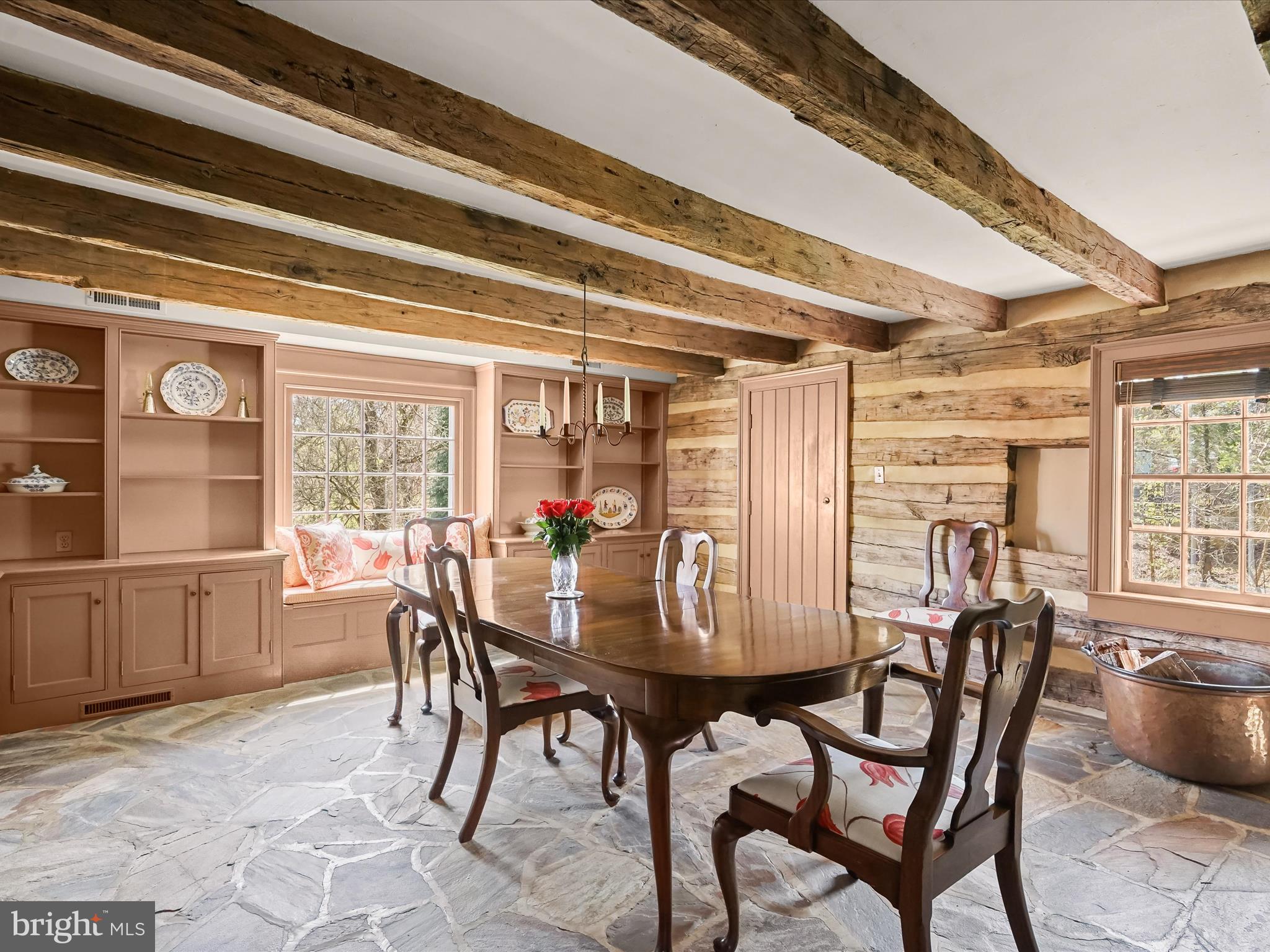 WOODSIDE ESTATES - Residential