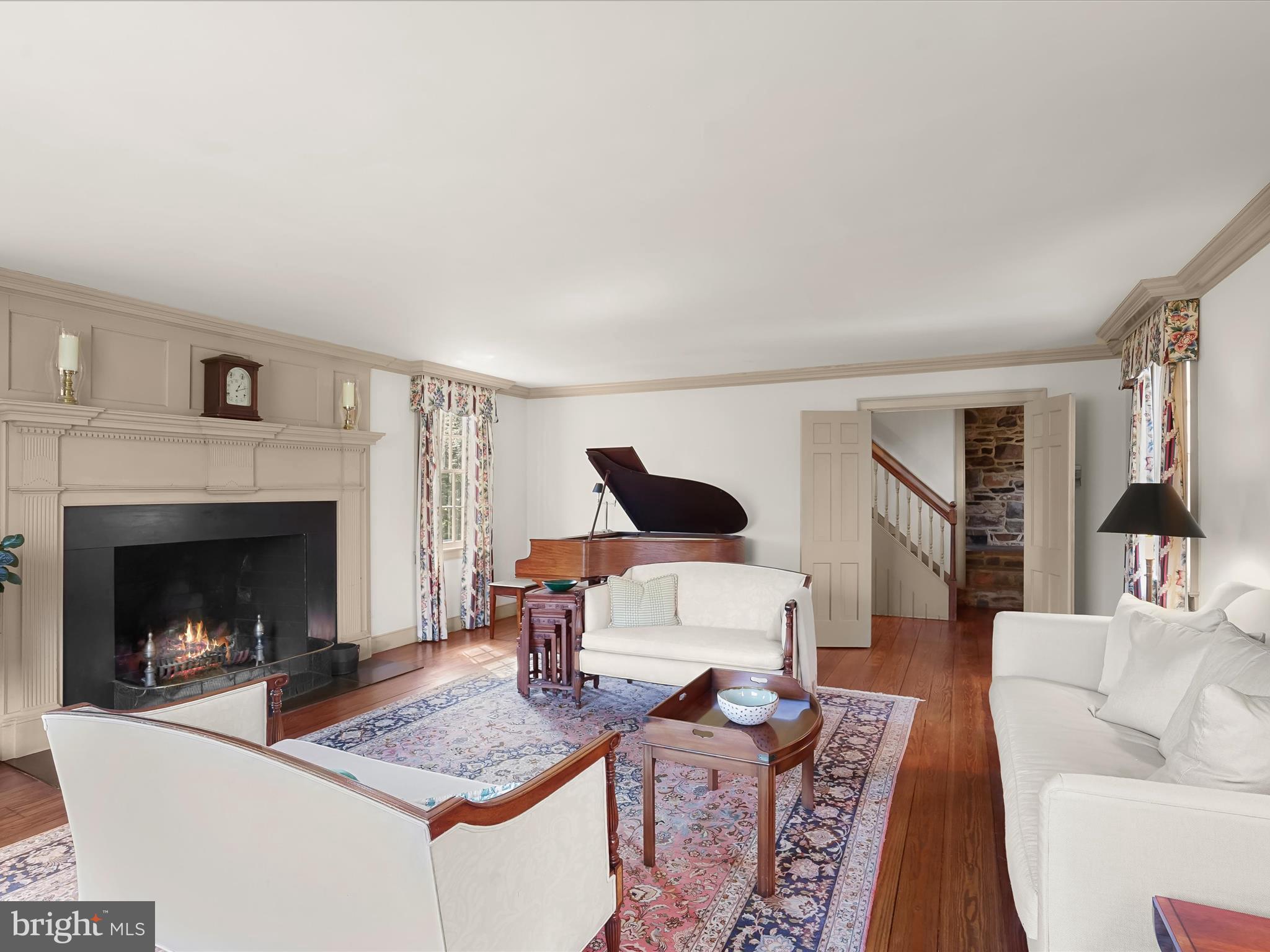 WOODSIDE ESTATES - Residential