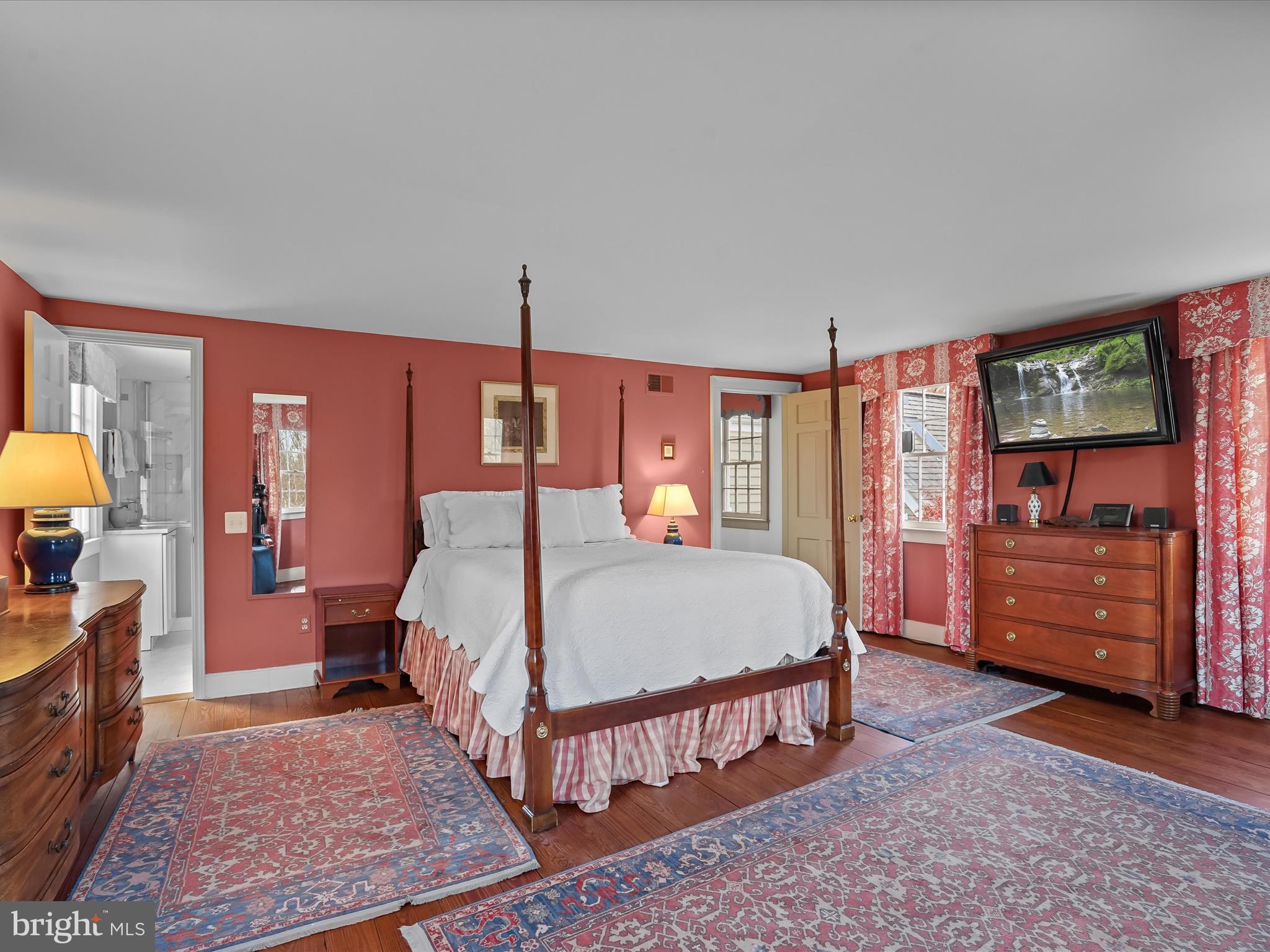 WOODSIDE ESTATES - Residential