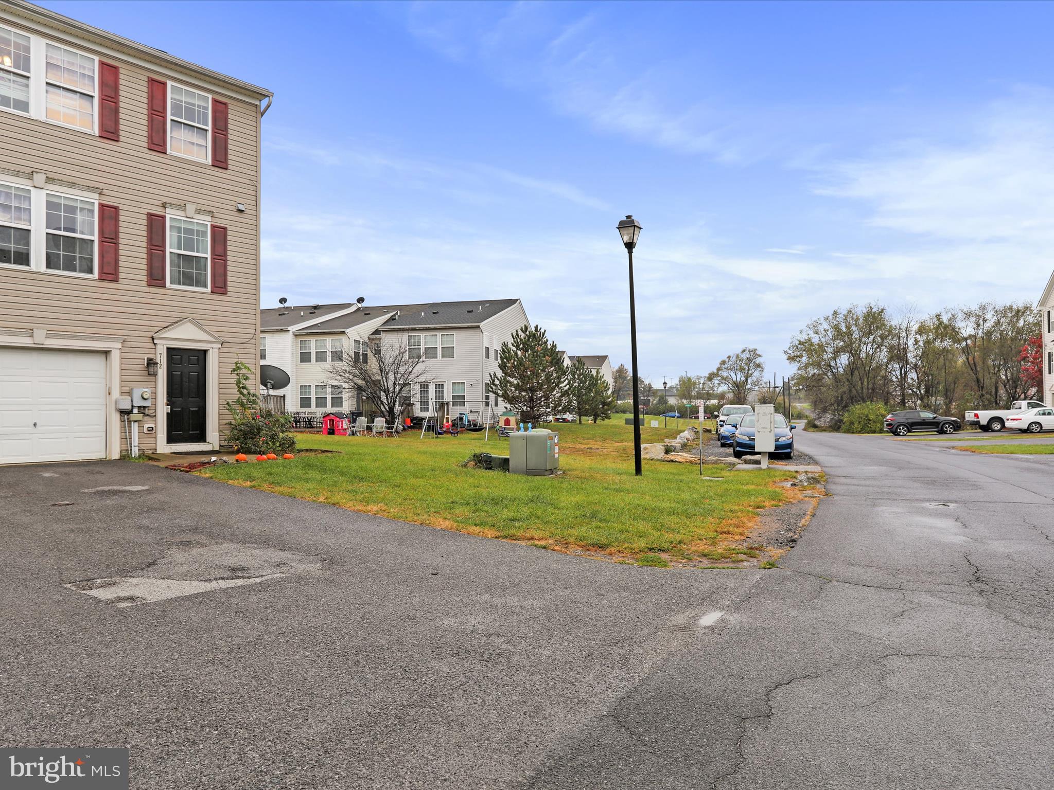 PRENTISS POINT II TOWNHOMES - Residential