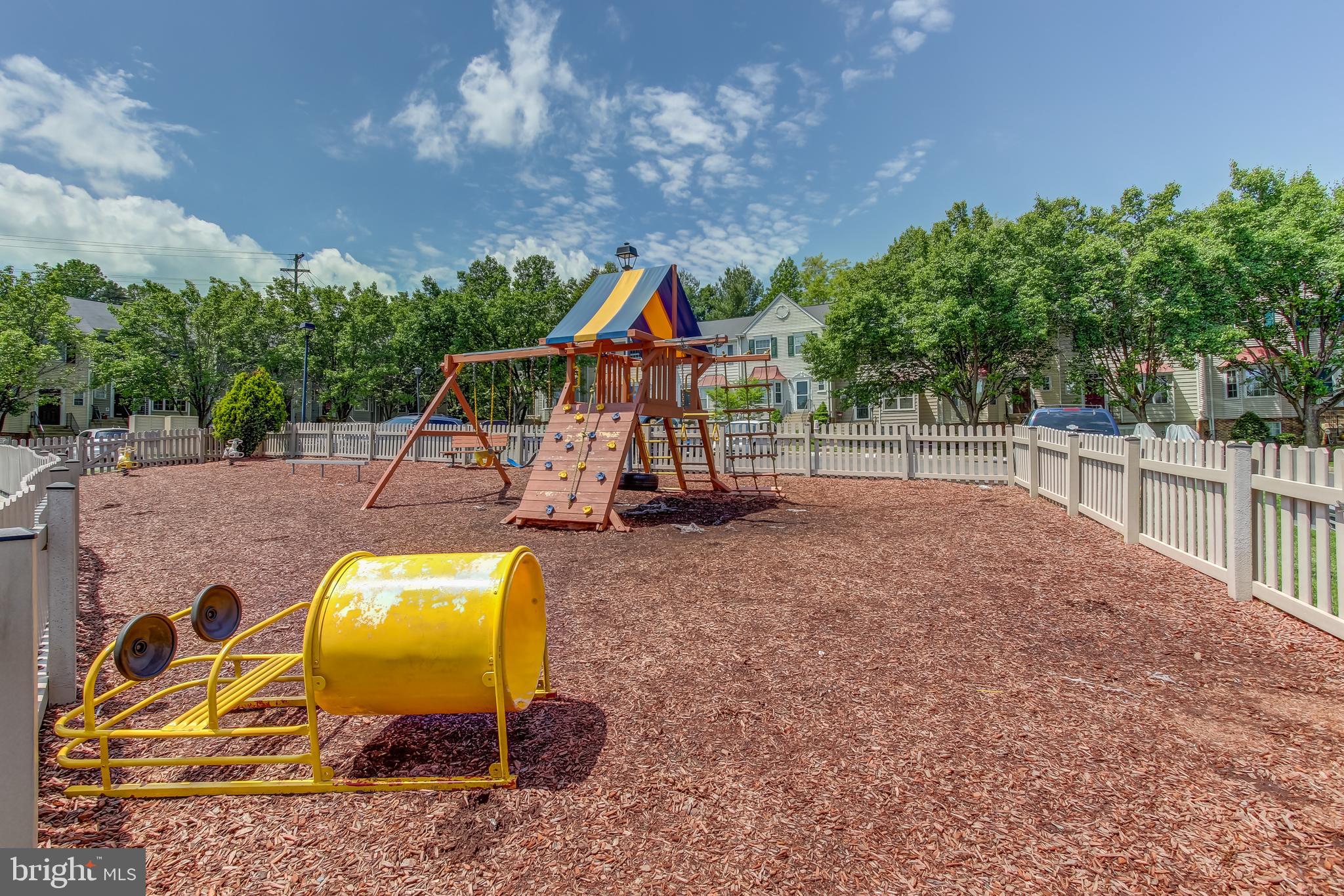 STOCKBRIDGE CONDO - Residential