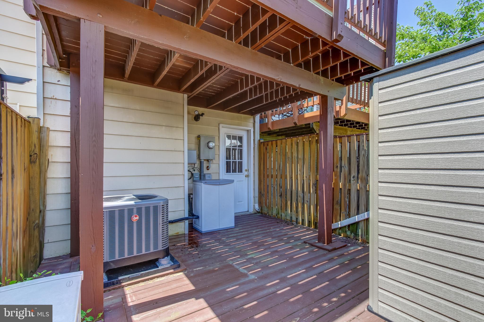 STOCKBRIDGE CONDO - Residential